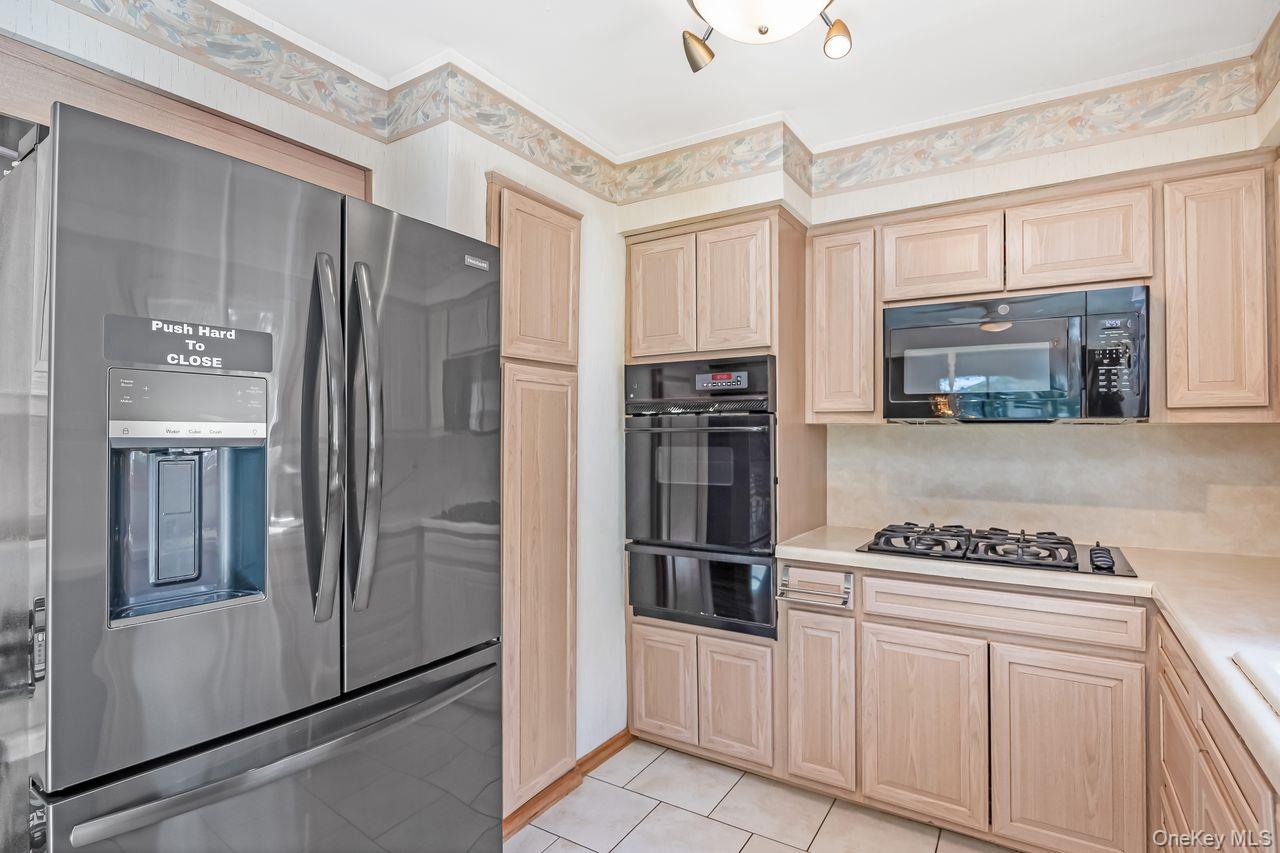 16 Wendy Lane – For Sale photo 9
