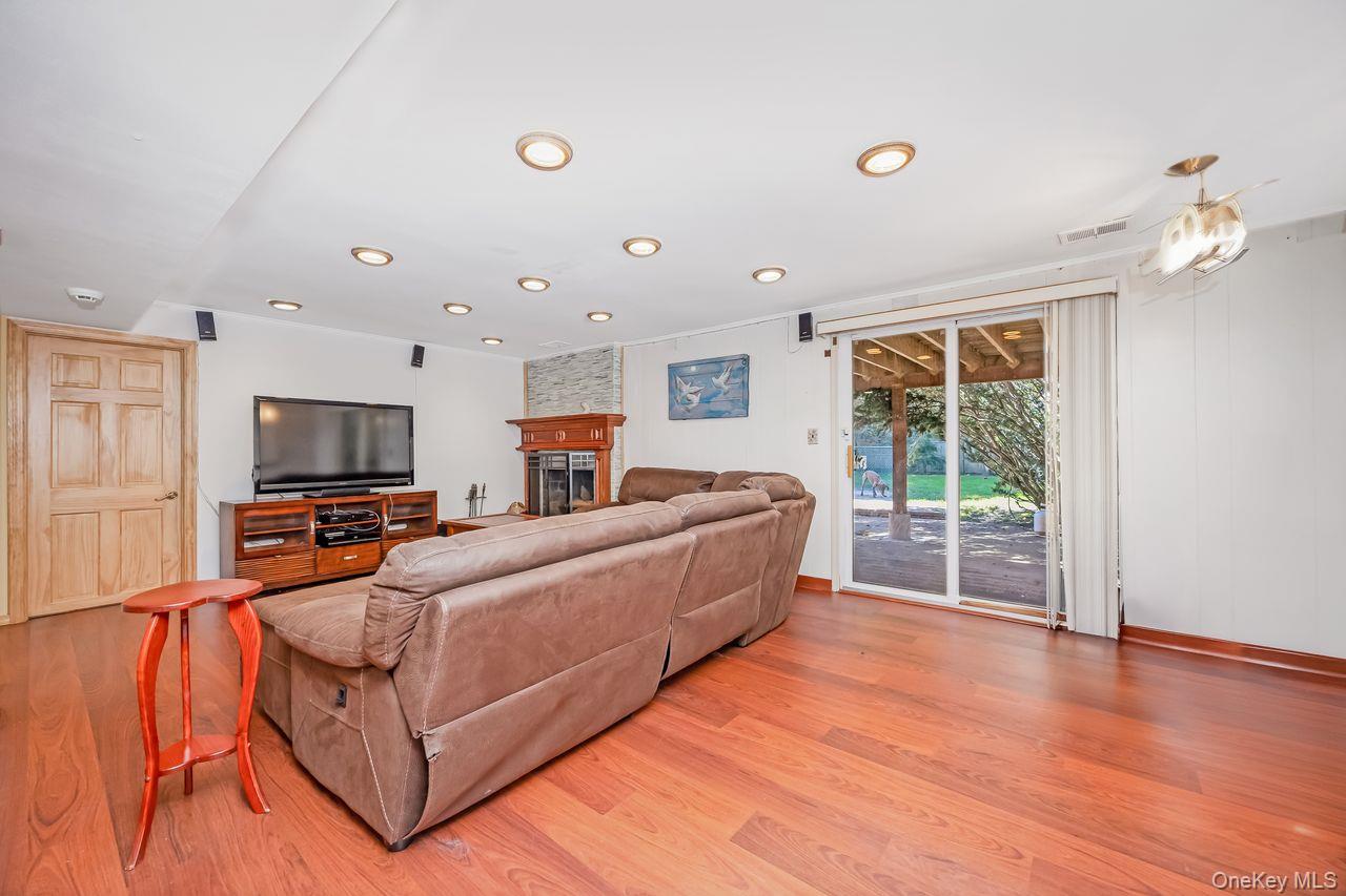 16 Wendy Lane – For Sale photo 7