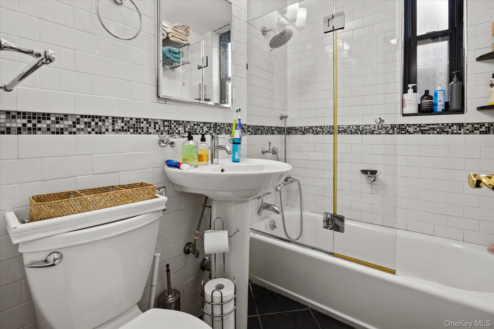 65 Park Terrace East, Unit C48 photo 13