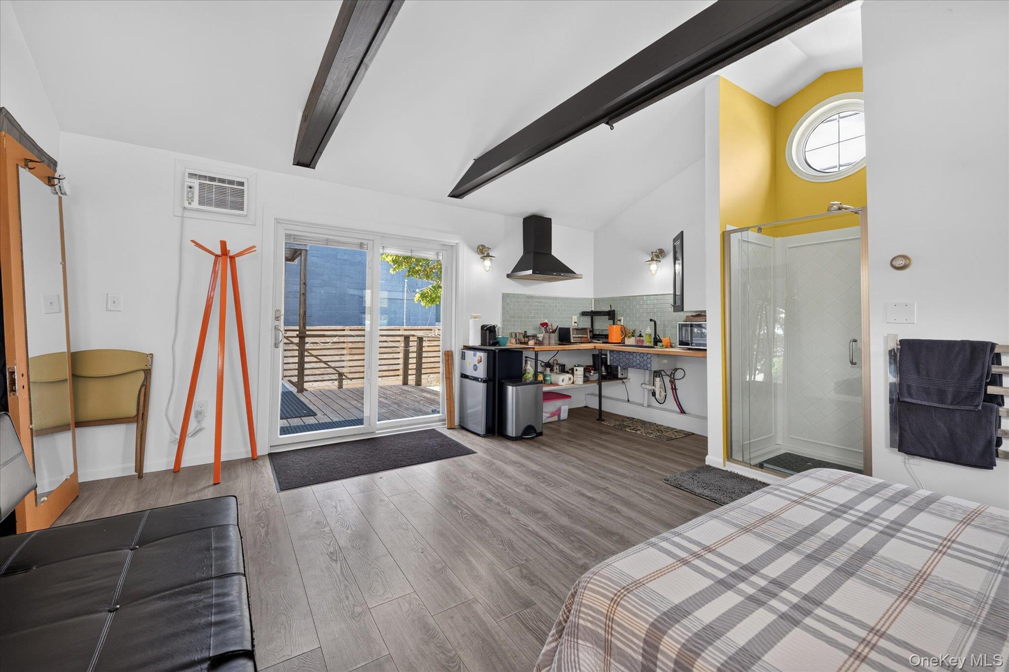 7 Henry Street – For Rent photo 3