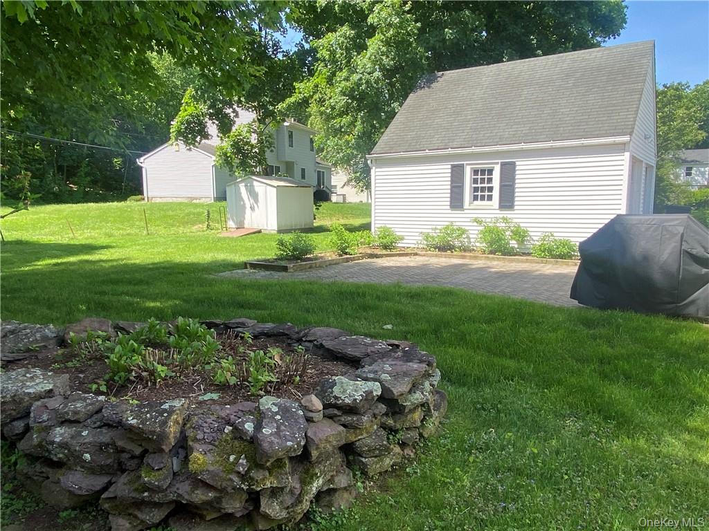17 Harriman Avenue – For Rent photo 23