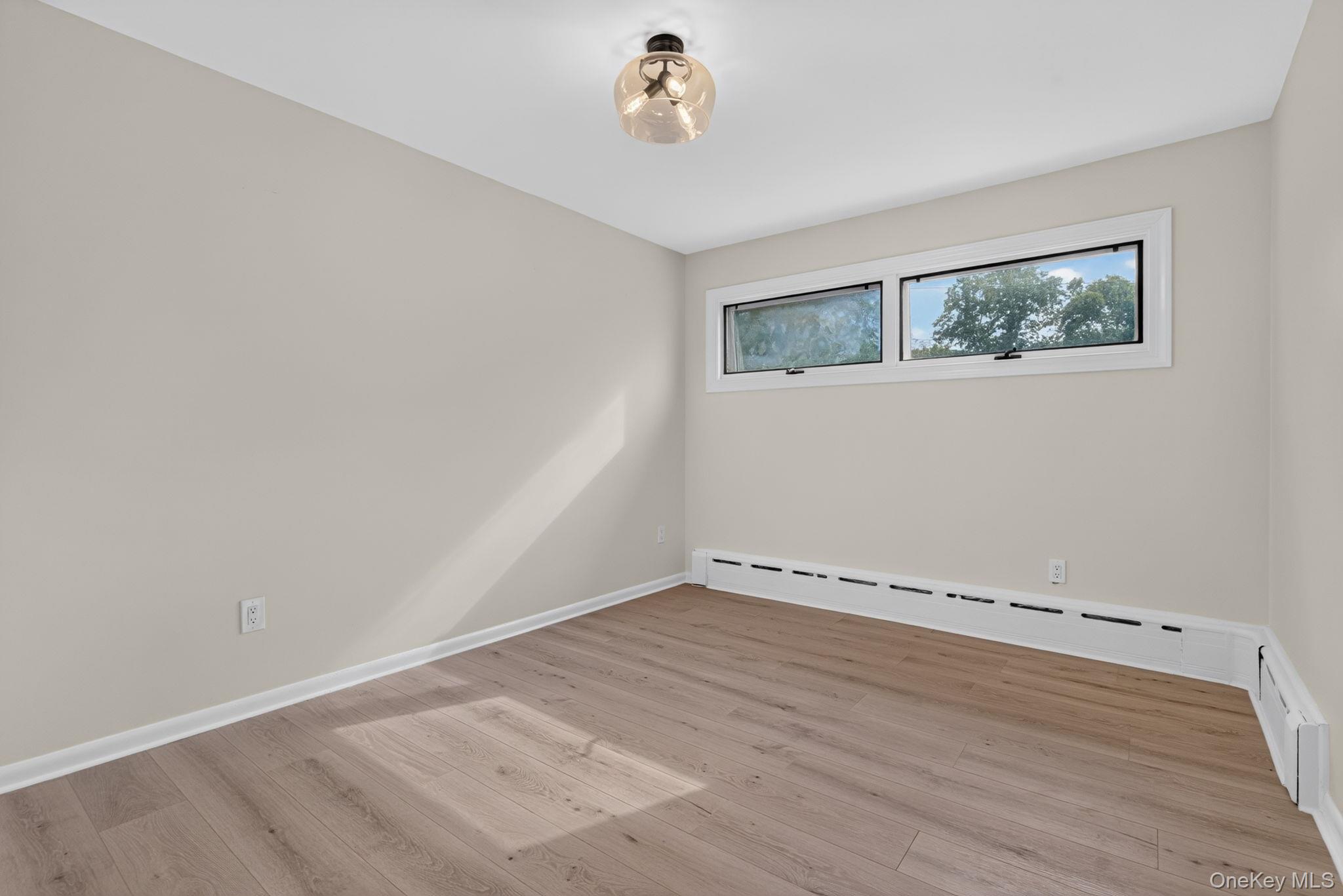 5 Johnson Lane – For Sale photo 13
