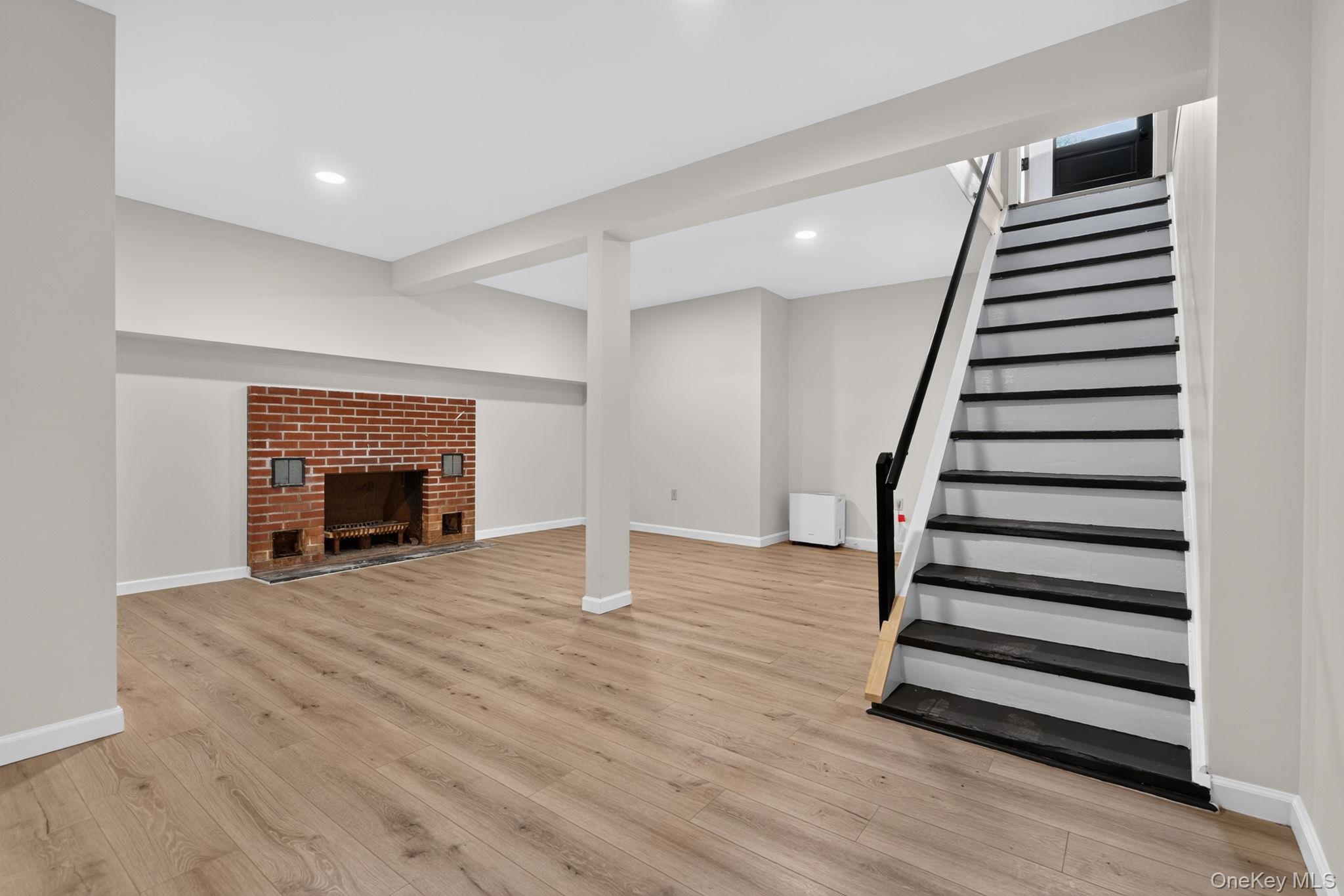 5 Johnson Lane – For Sale photo 25