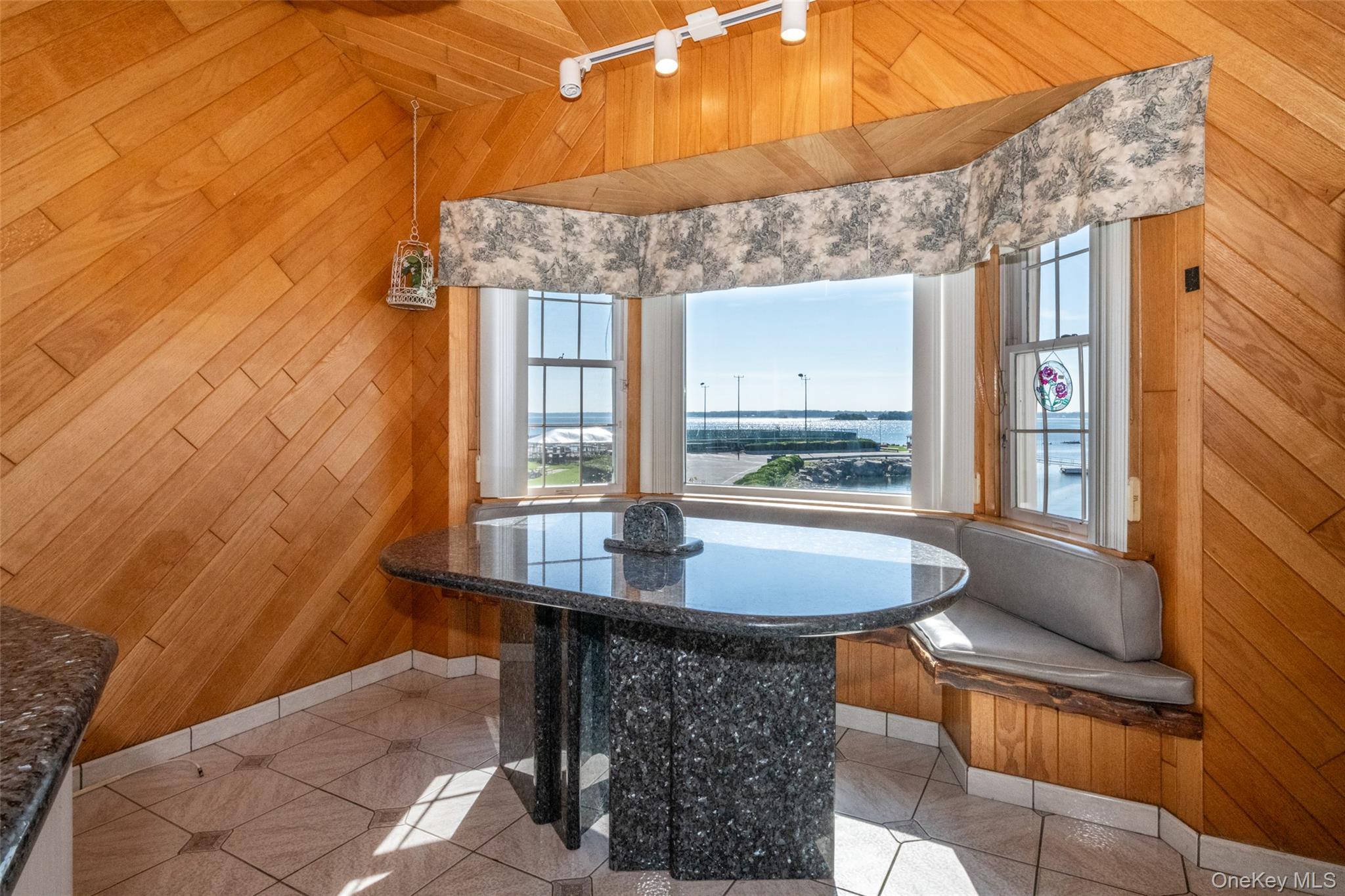 73 Kensington Oval – For Sale photo 13