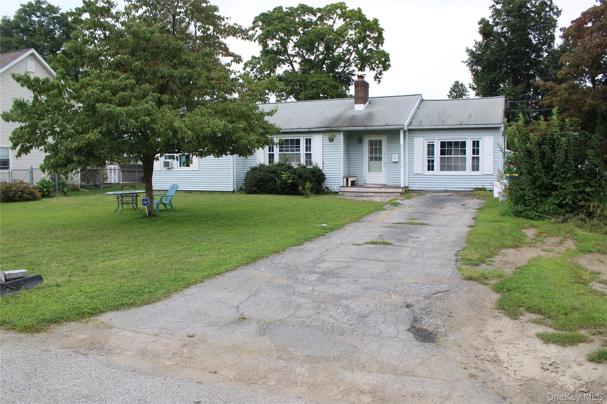15 Caywood Place – For Sale