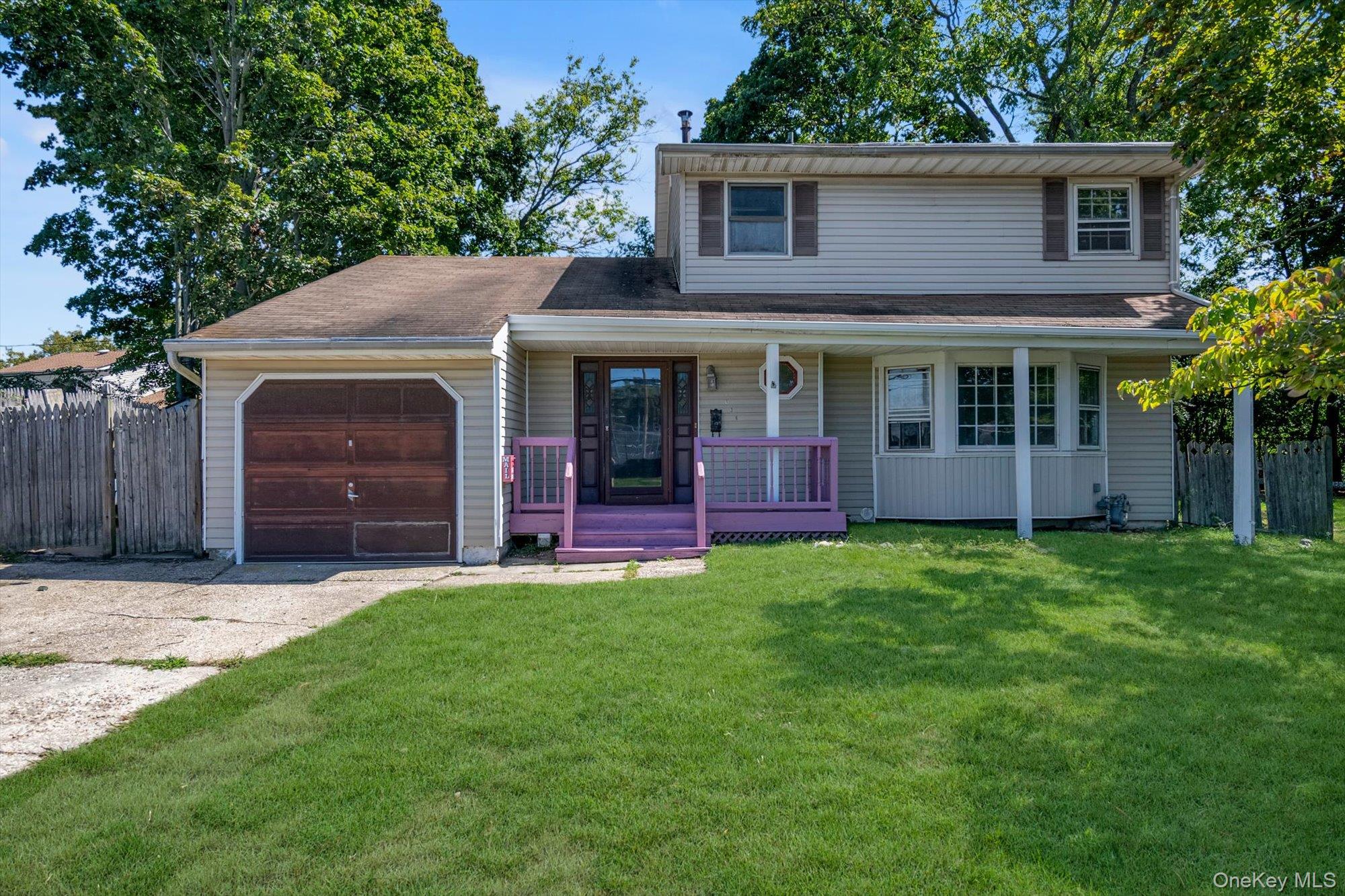 136 Broadway – For Sale