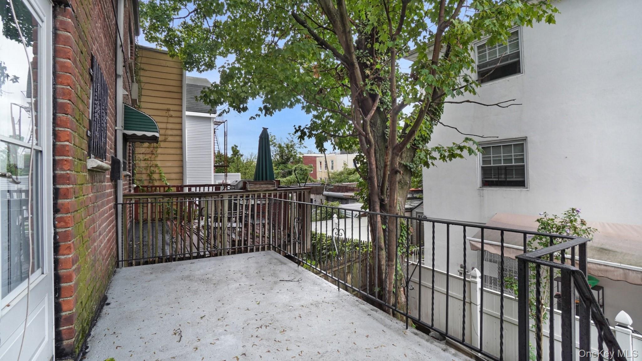 806 E 227th Street – For Sale photo 27