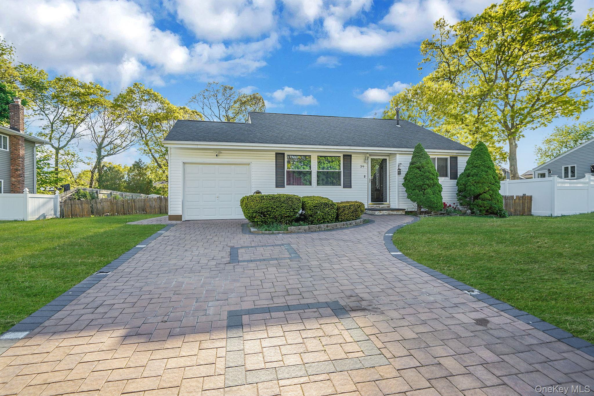 39 Superior Street – For Sale photo 25