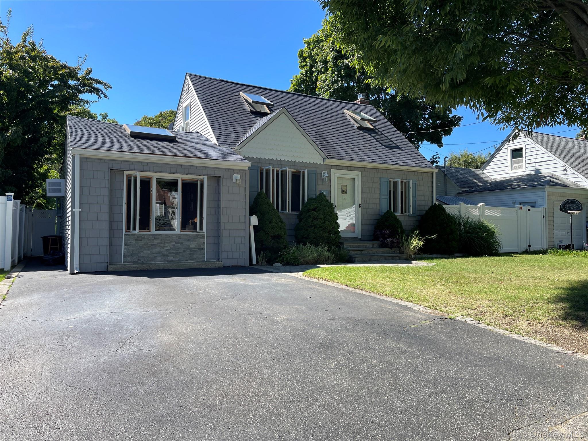361 S Clinton Avenue – For Sale photo 4