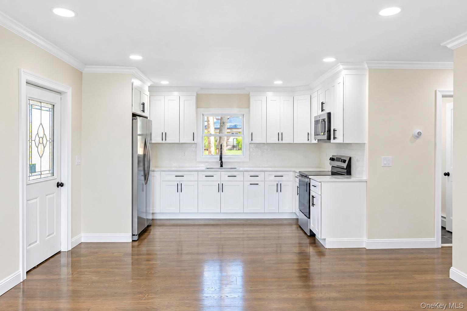 11 1st Place – For Sale photo 14
