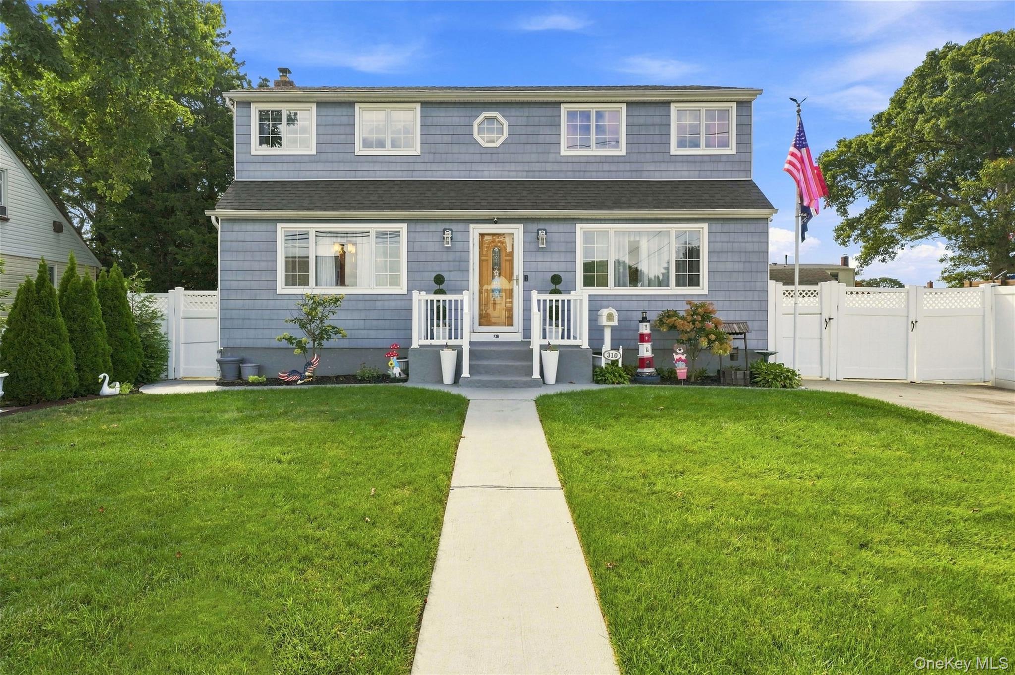 310 Audley Court – For Sale