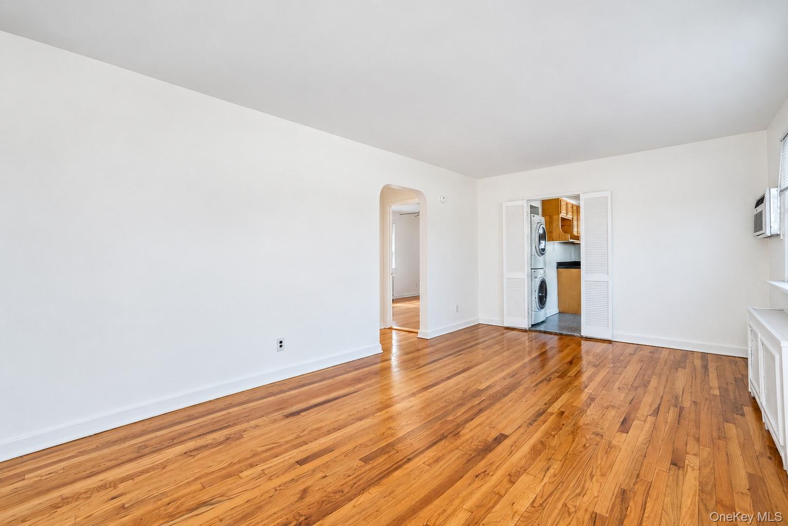 260-13 74th Avenue, Unit 1 photo 2