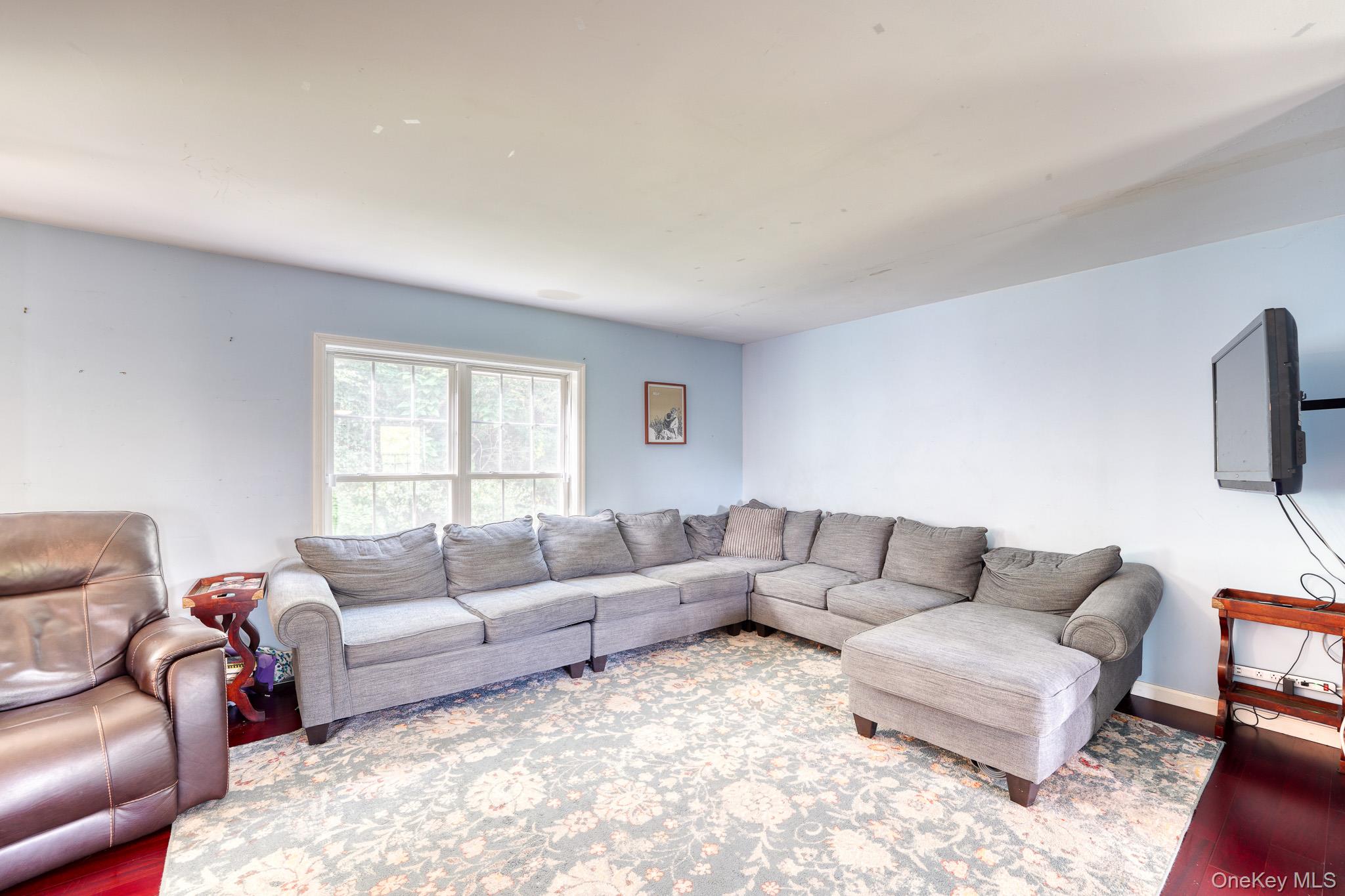 99 Milton Turnpike – For Sale photo 5