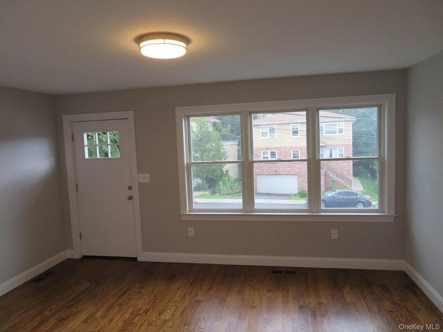 47 Gibson Place, Unit Left side photo 18