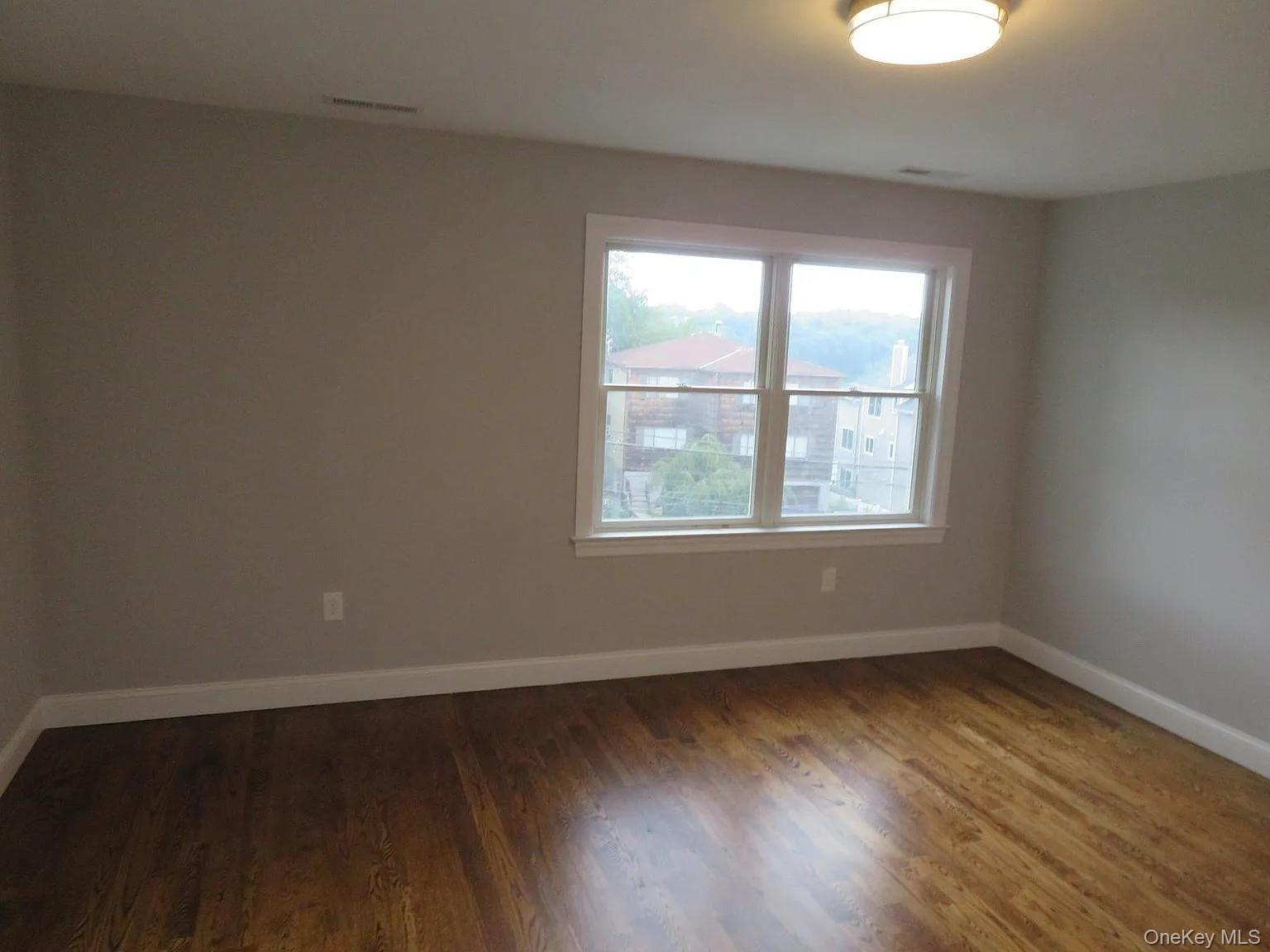 47 Gibson Place, Unit Left side photo 22