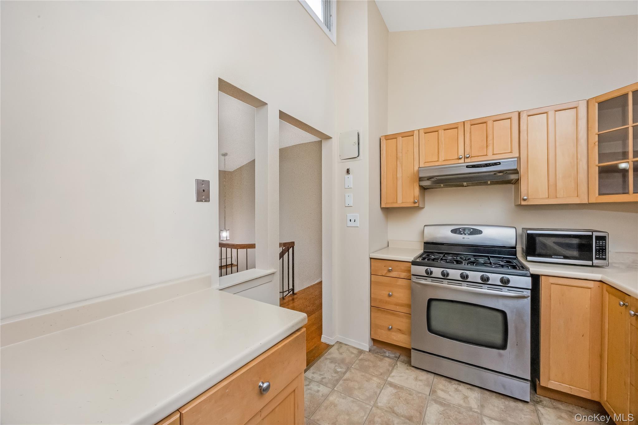 61-26 233 Street – For Sale photo 7