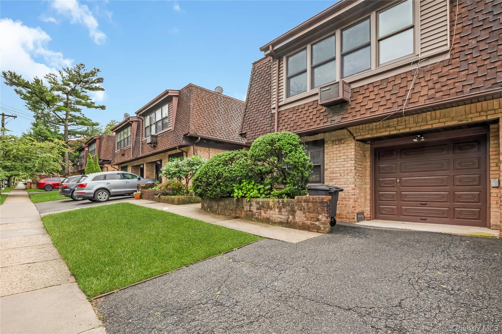 61-26 233 Street – For Sale photo 28