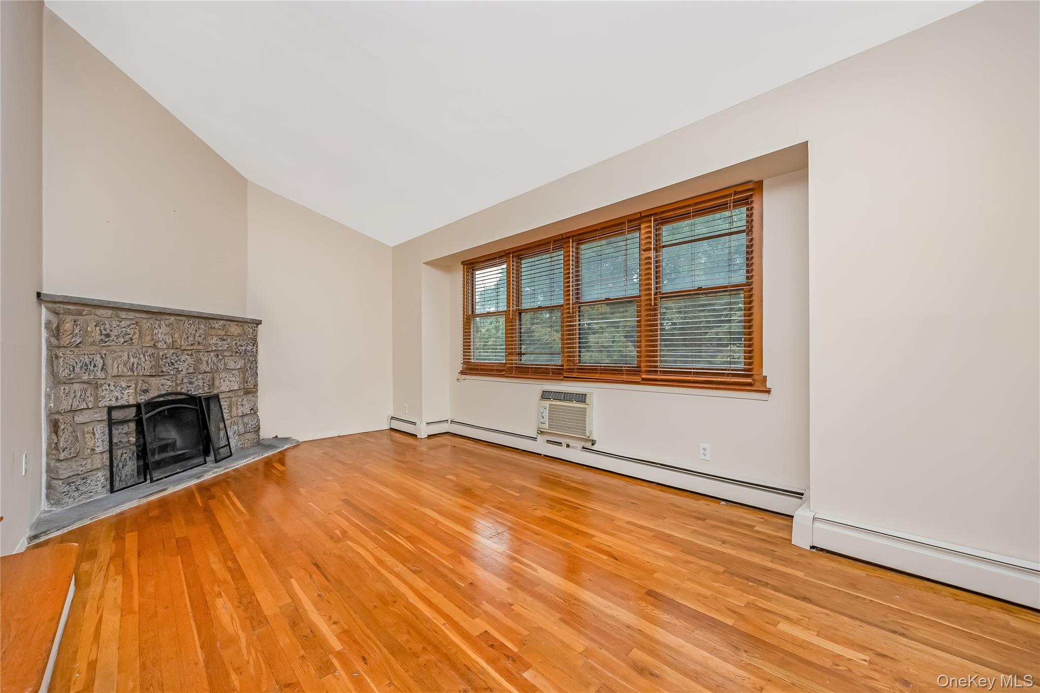 61-26 233 Street – For Sale photo 17