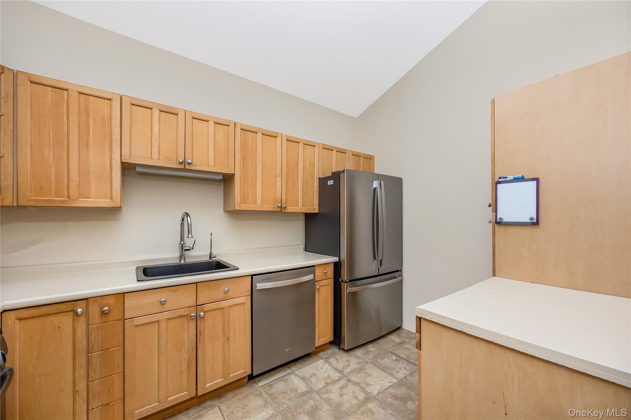 61-26 233 Street – For Sale photo 8