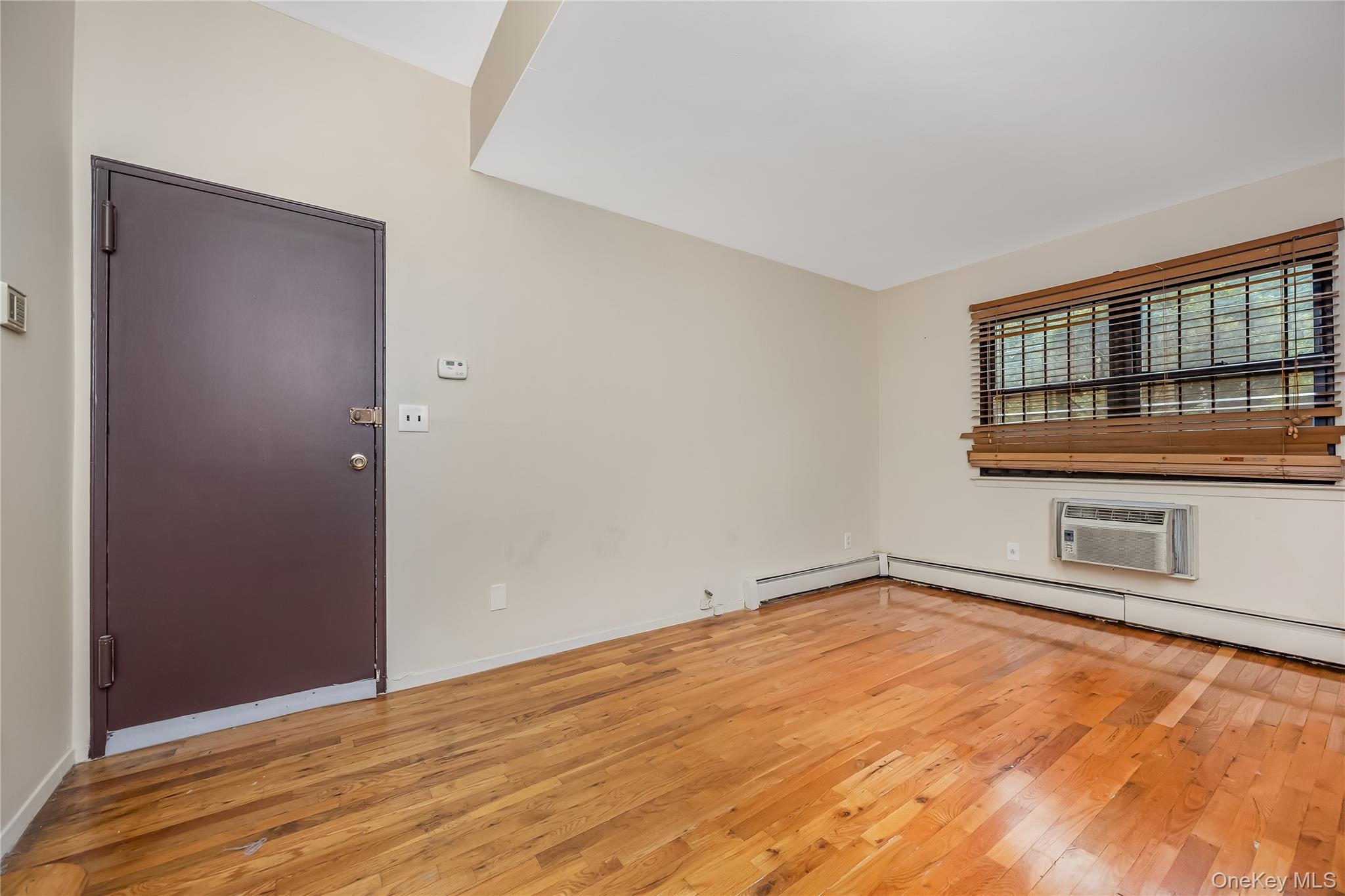 61-26 233 Street – For Sale photo 14