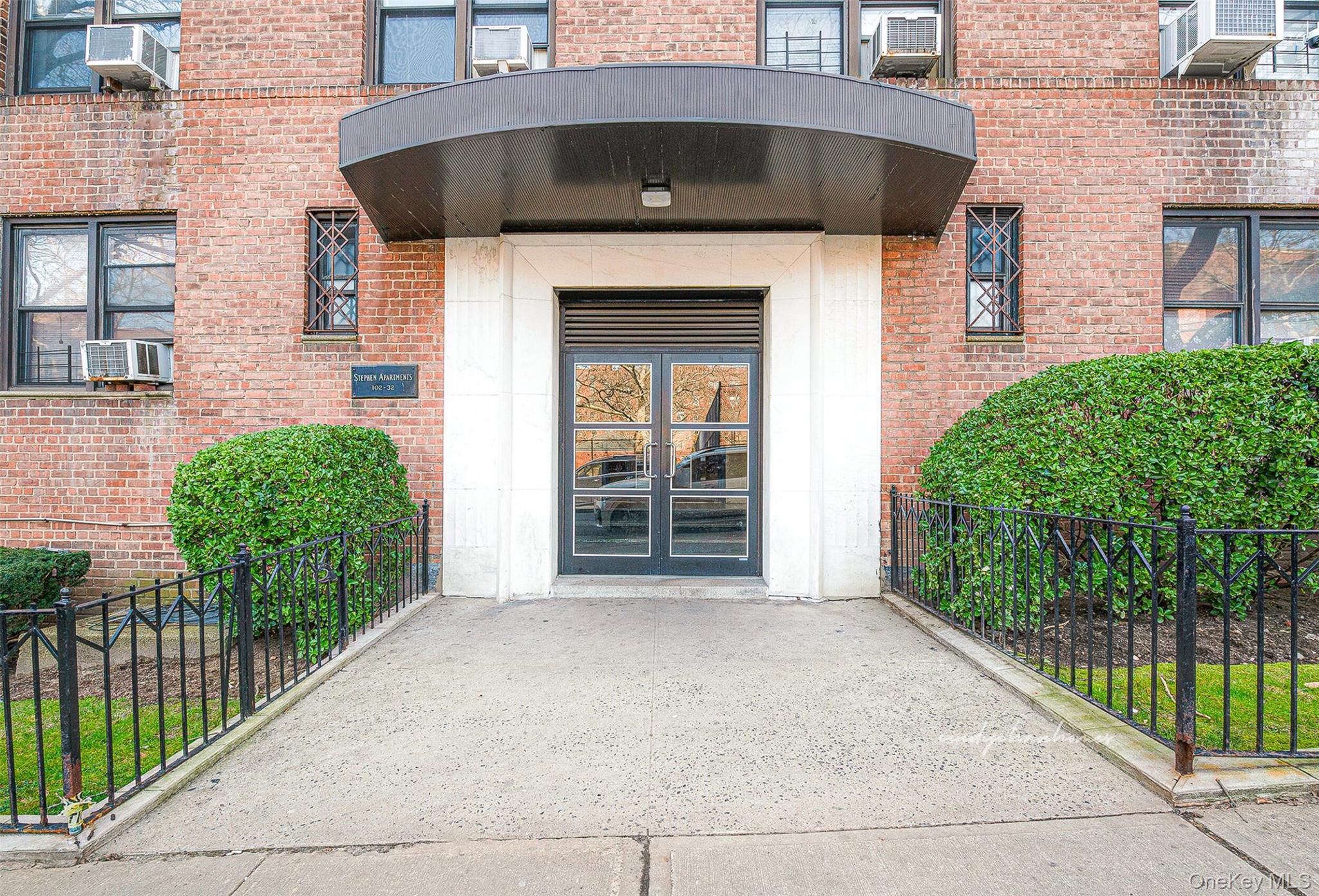 102-32 65th Avenue, Unit A44 photo 2