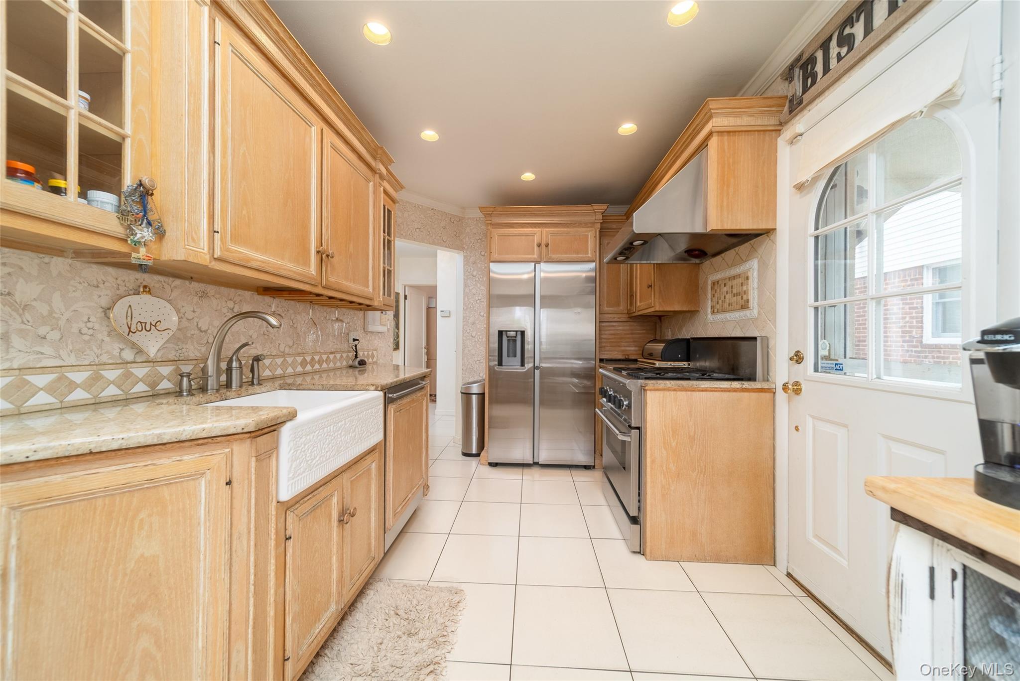 145-67 5th Avenue – For Sale photo 3