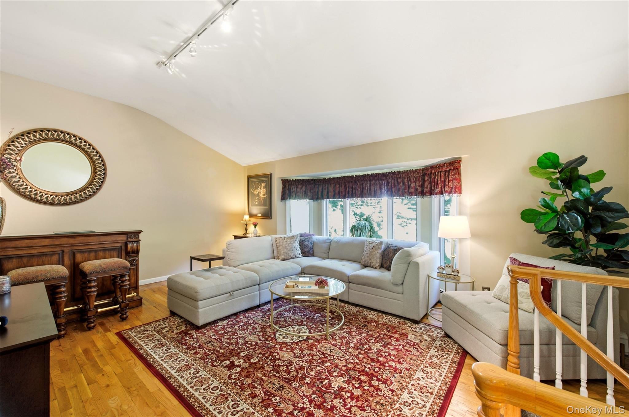 17 White Cliff Lane – For Sale photo 23