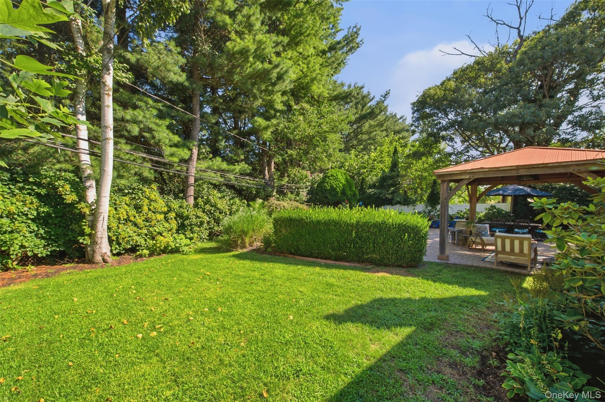 17 White Cliff Lane – For Sale photo 40