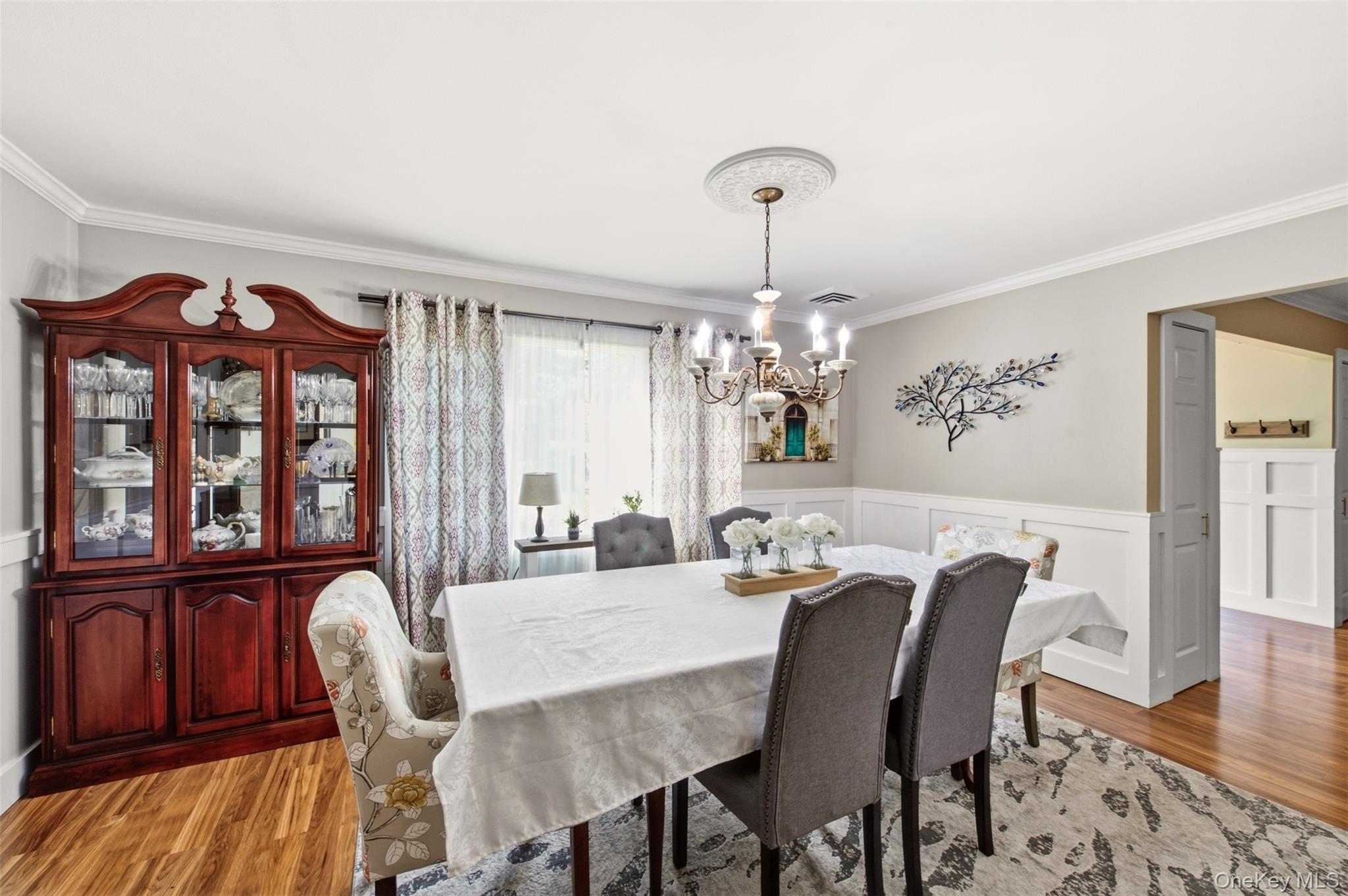 17 White Cliff Lane – For Sale photo 11