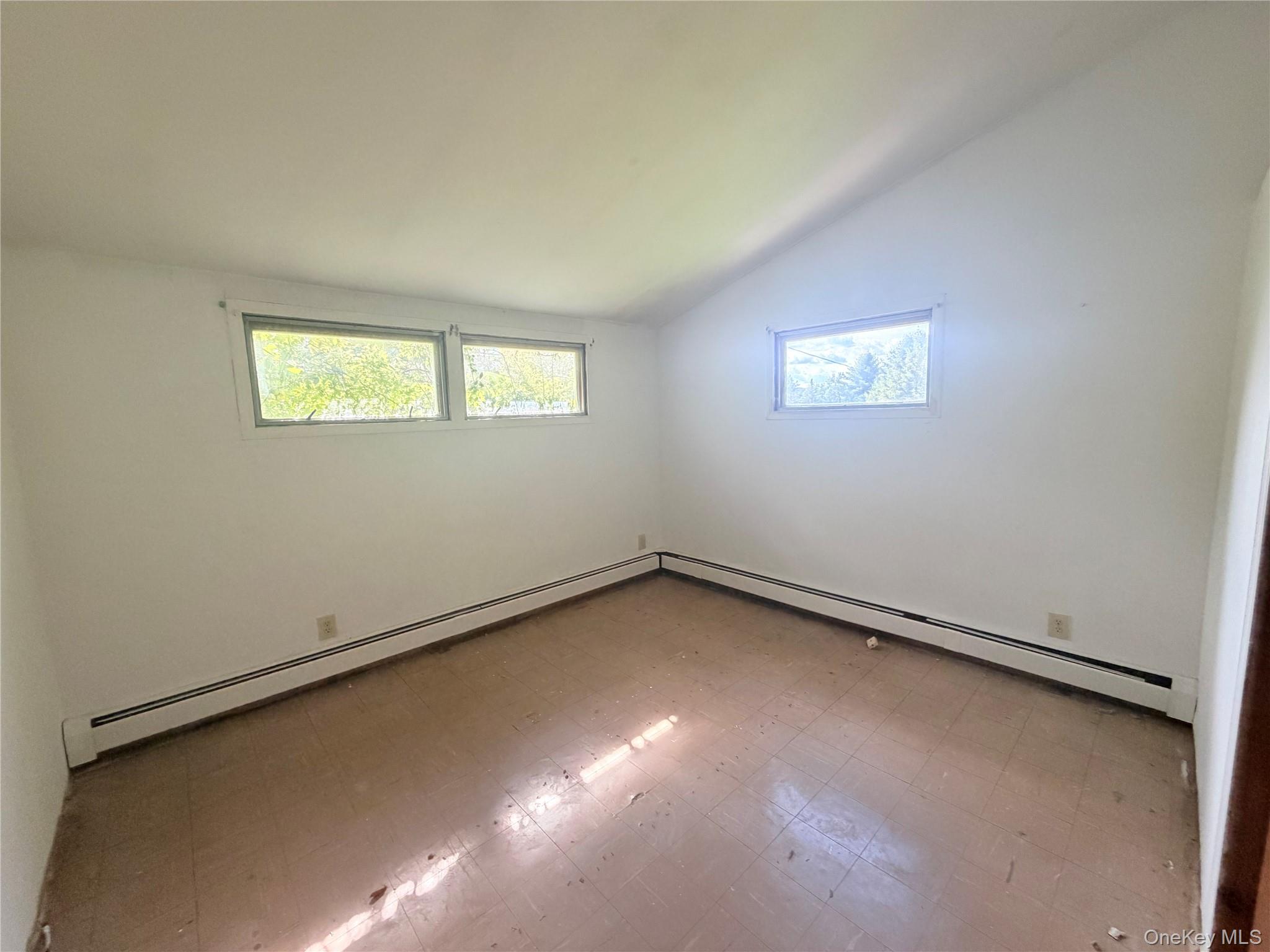 25 Miles – For Rent photo 7