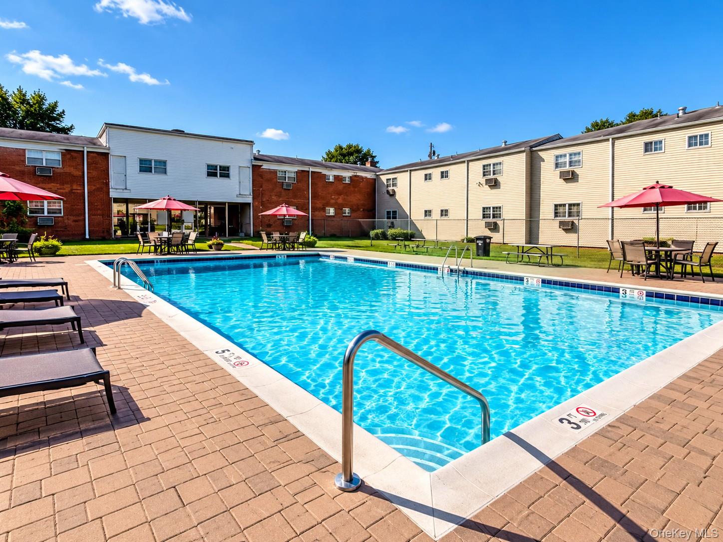 50 Cromwell Terrace, Unit 6 photo 9