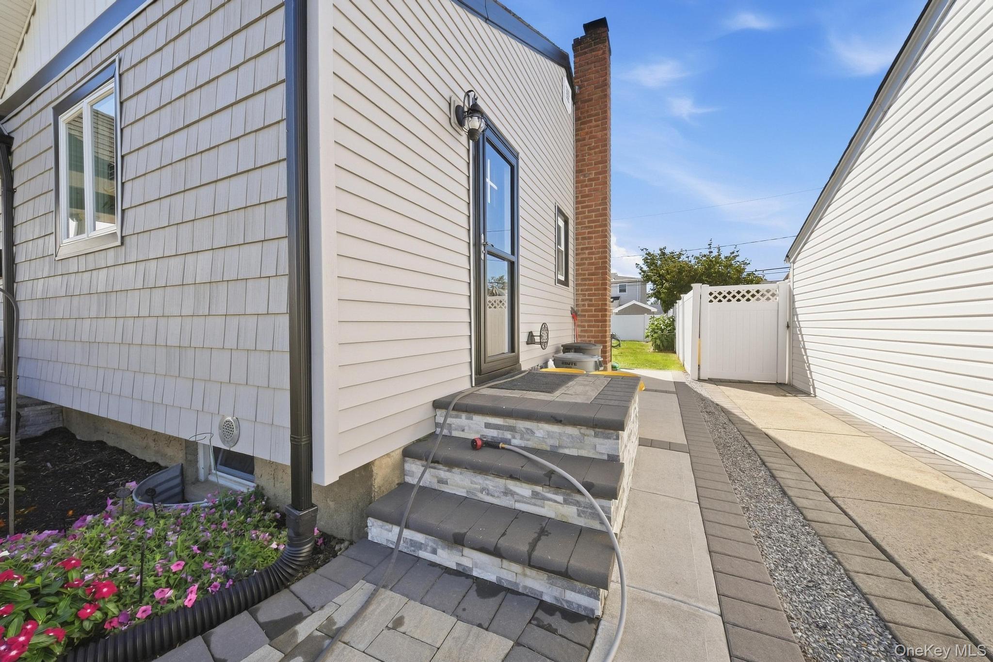 18 Devon Road – For Sale photo 24