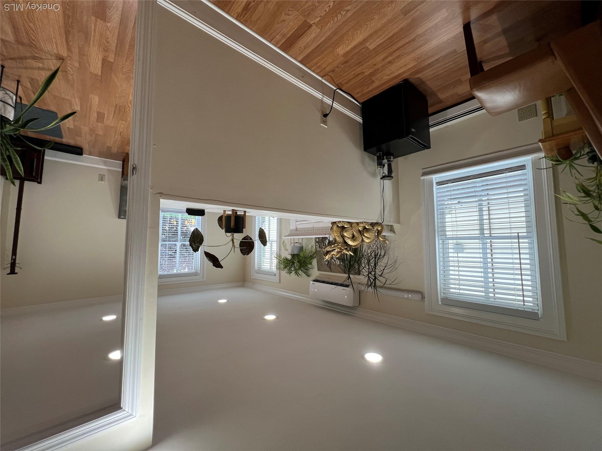 6278 Northern Boulevard, Unit 1 photo 7