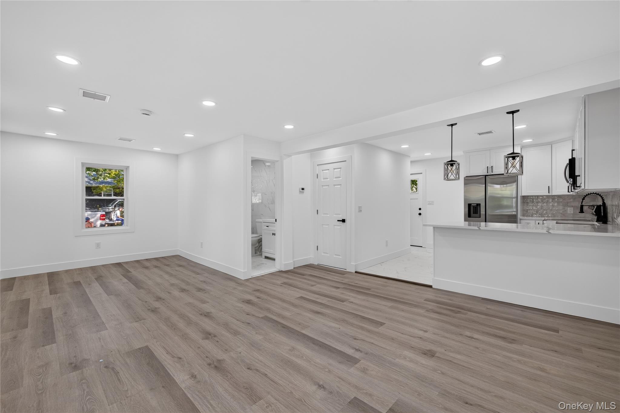 10 Harrison Drive – For Sale photo 8