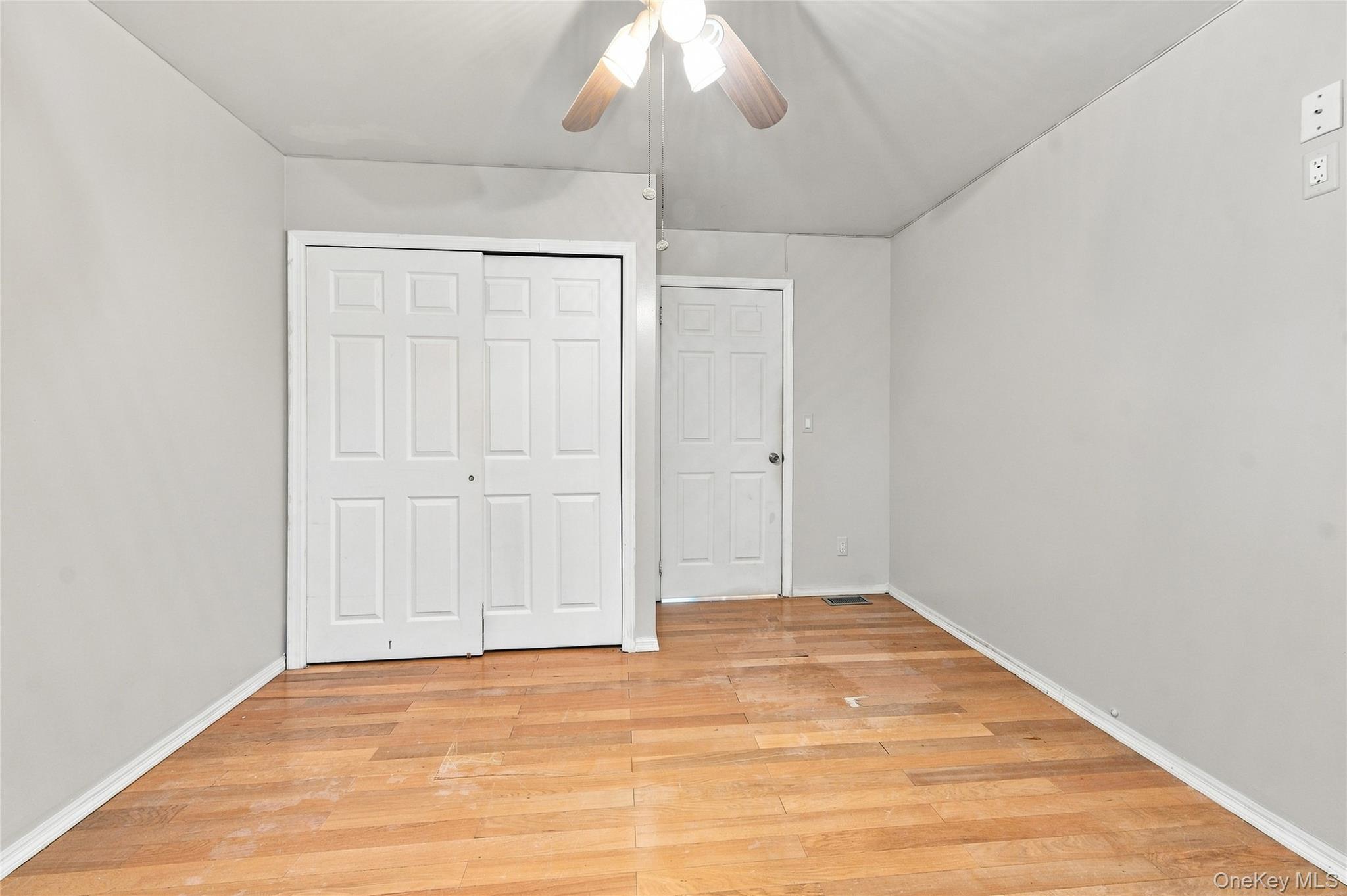 217 Sunset Boulevard, Unit 9217G photo 2