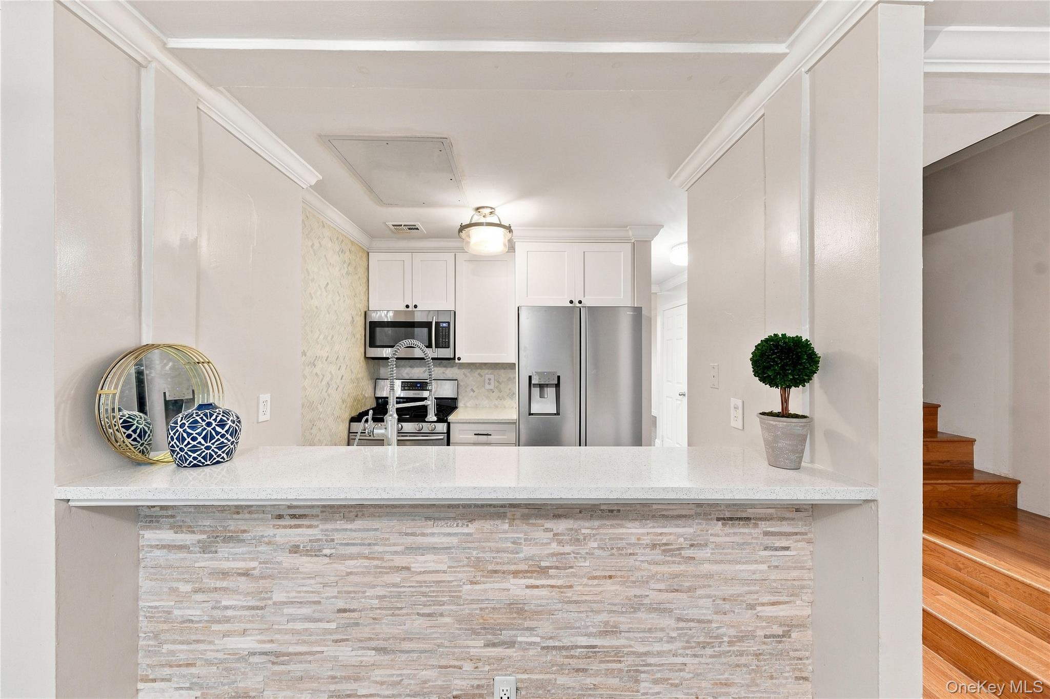 217 Sunset Boulevard, Unit 9217G photo 14
