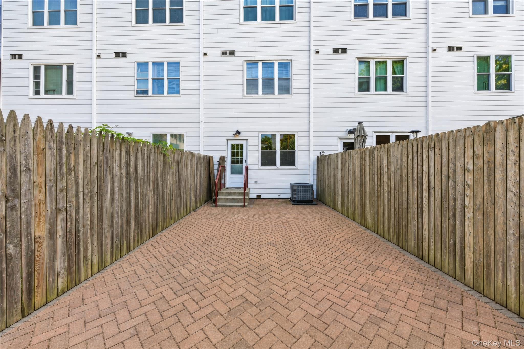 217 Sunset Boulevard, Unit 9217G photo 18