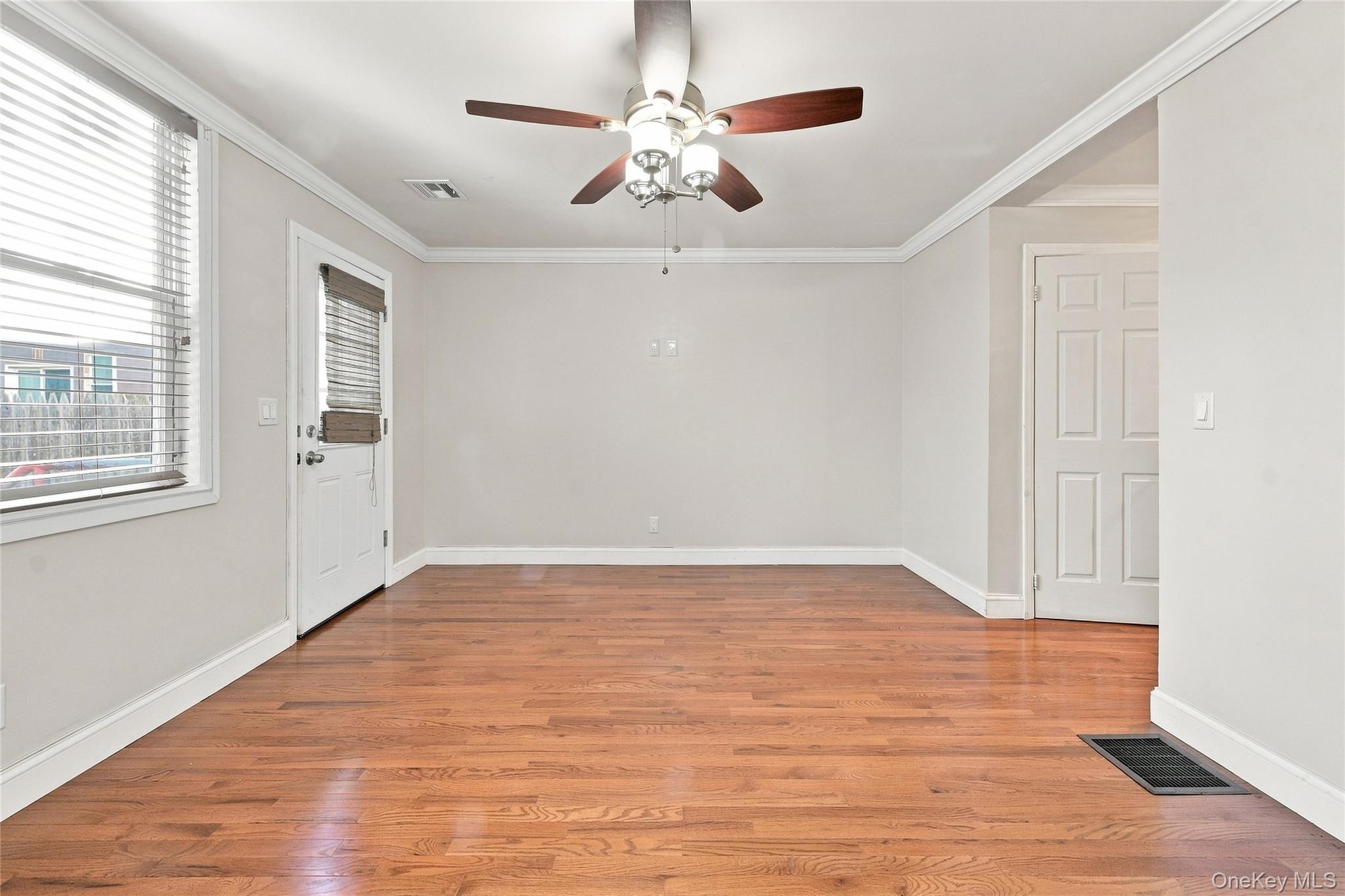 217 Sunset Boulevard, Unit 9217G photo 10