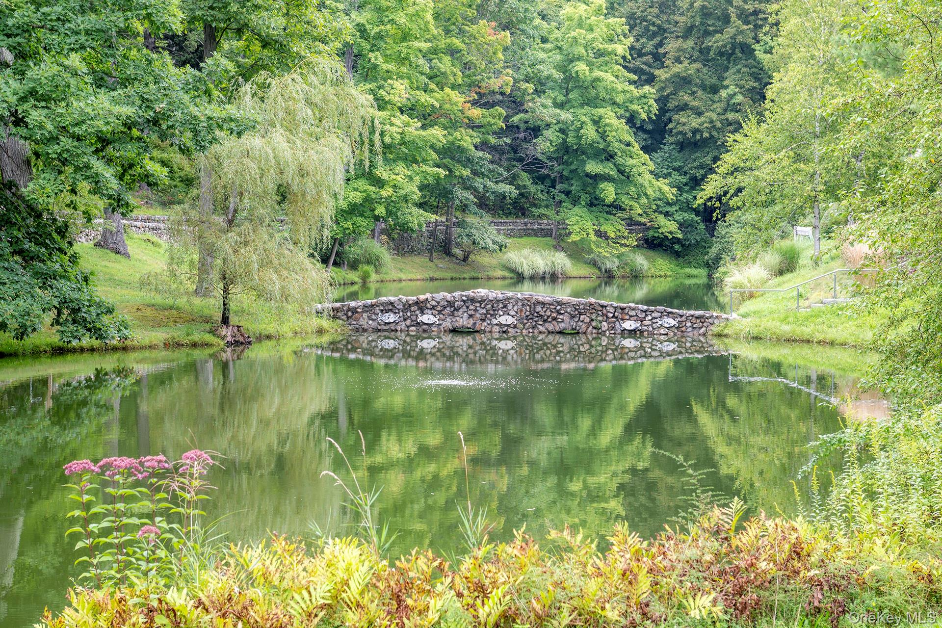 24 Millbrook Hollow Lane – For Rent photo 34