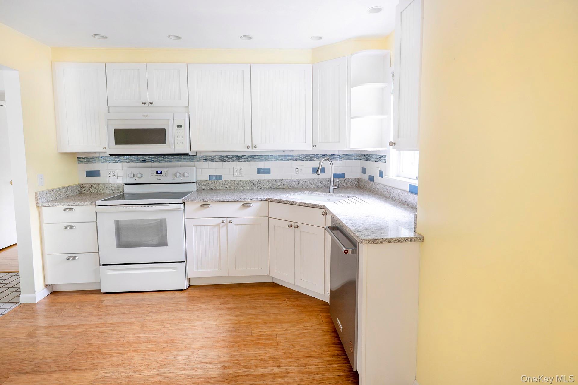 24 Millbrook Hollow Lane – For Rent photo 10