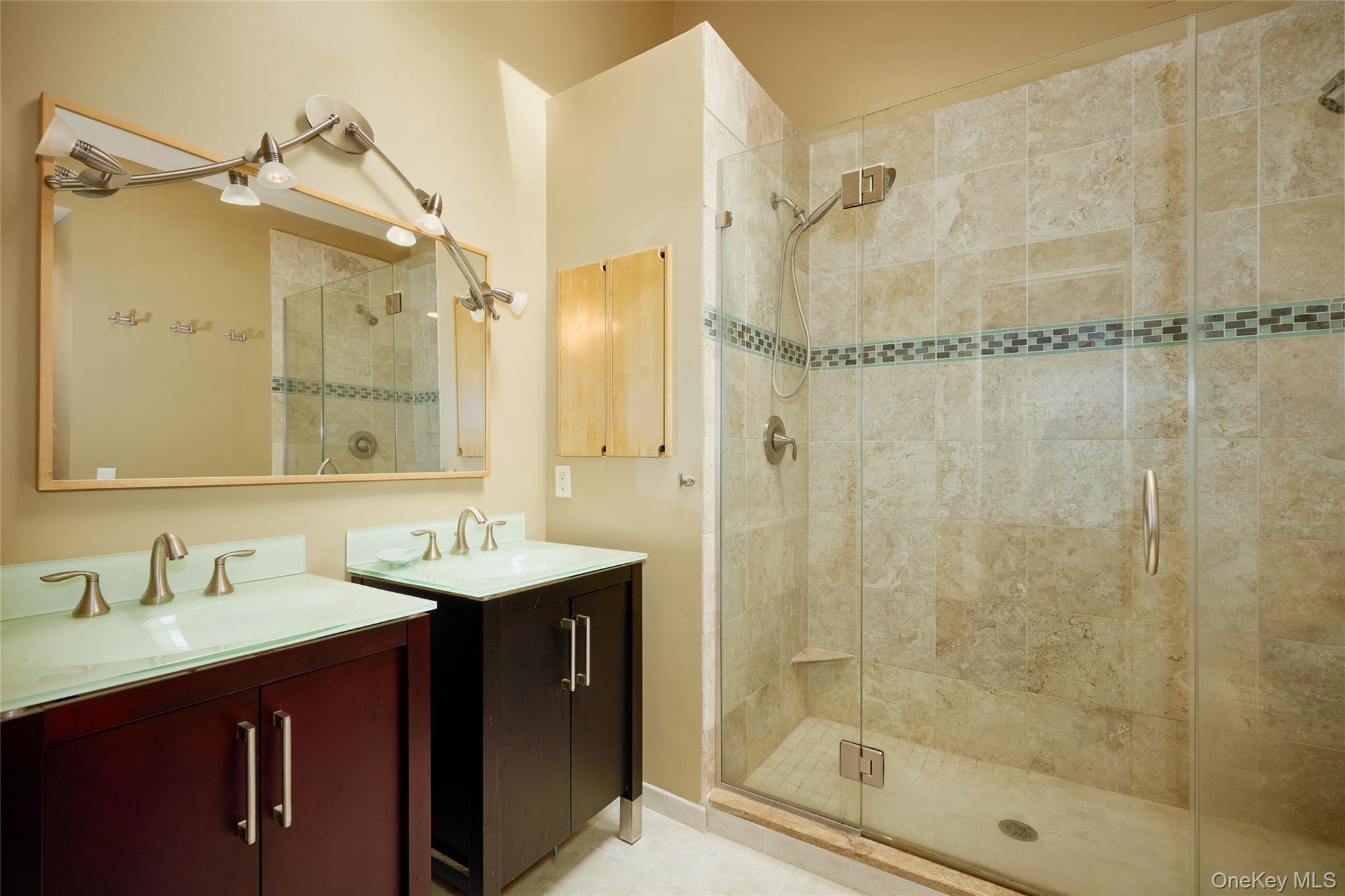 17 Merriewold Lane N – For Sale photo 22
