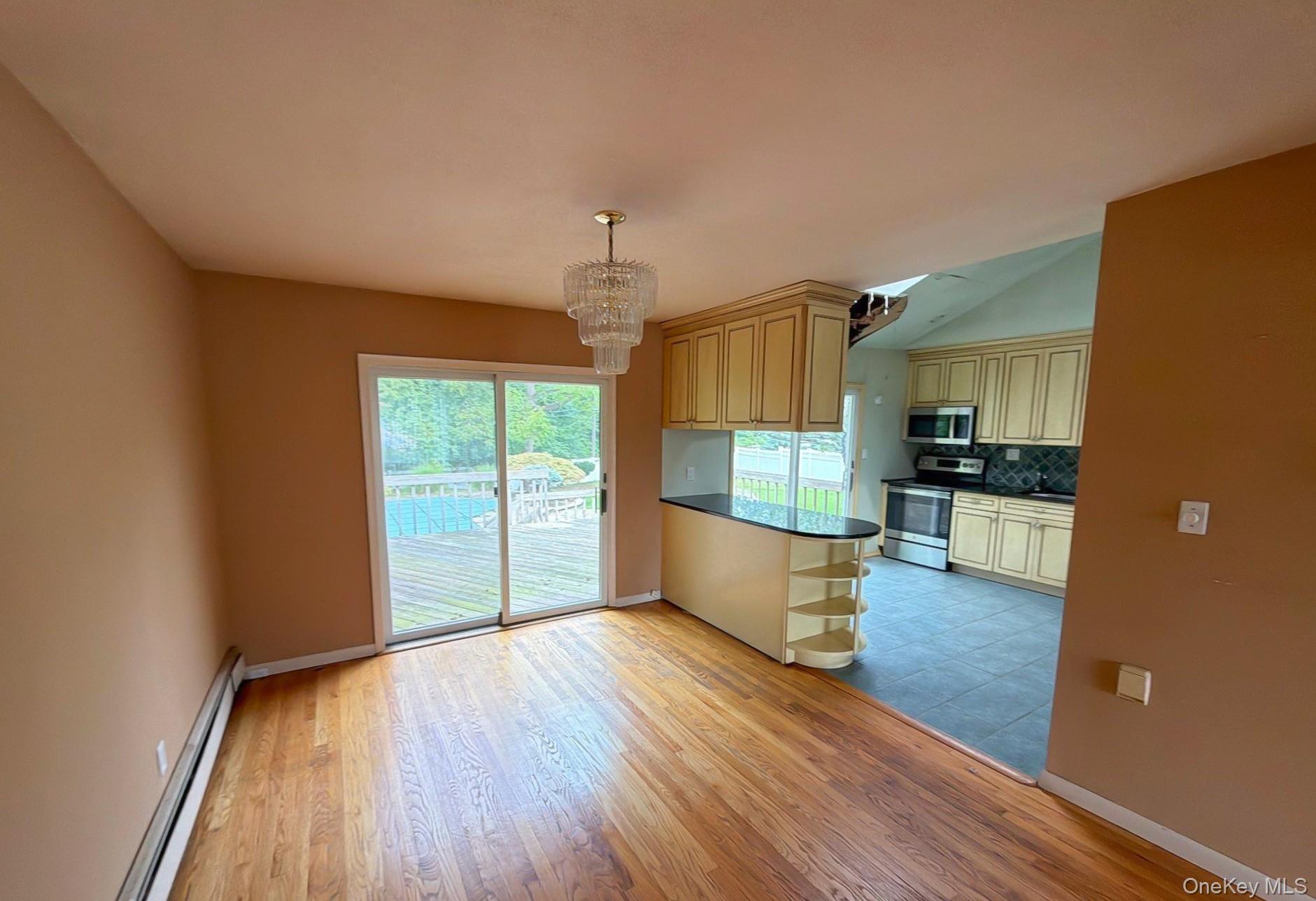 35 Eagle Lane – For Sale photo 4