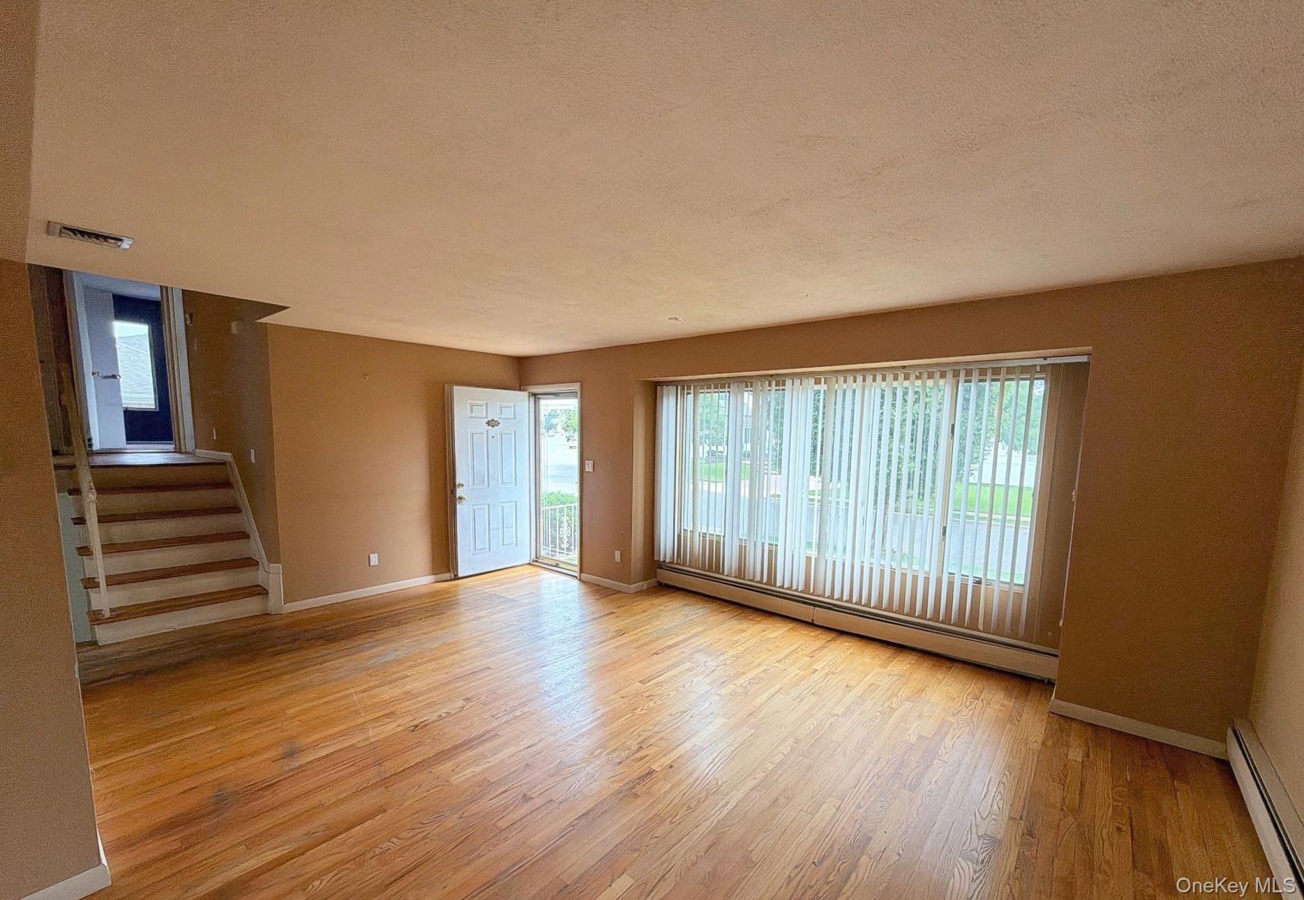 35 Eagle Lane – For Sale photo 3