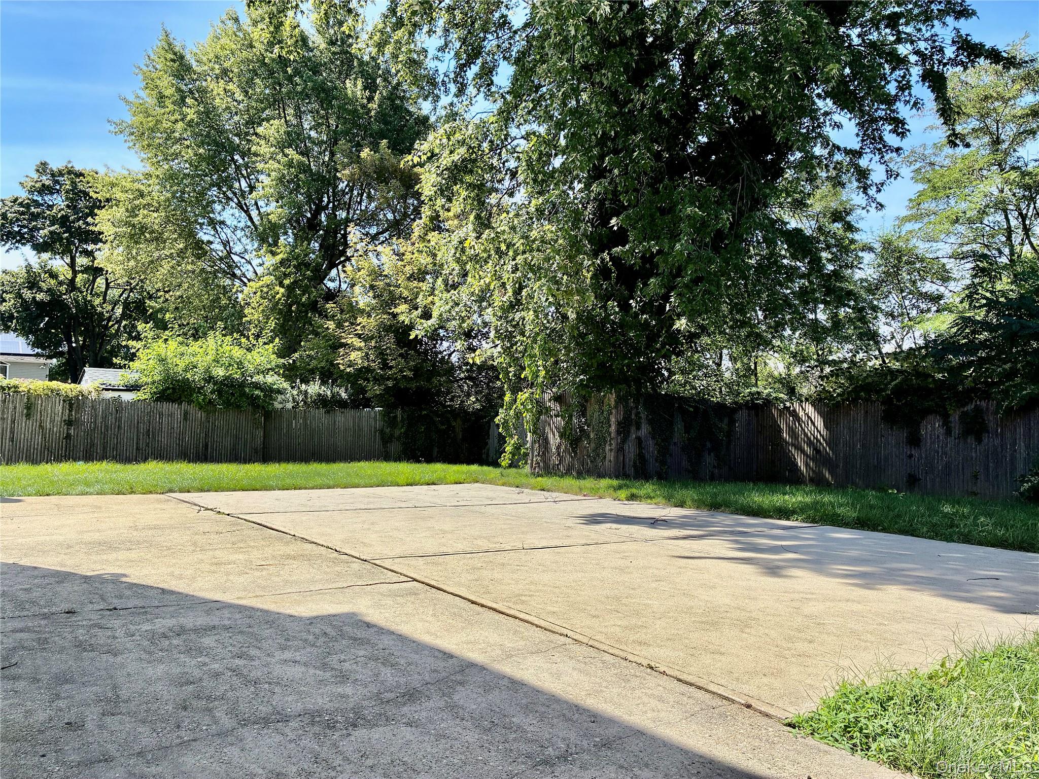 204 Bayside Avenue – For Sale photo 22