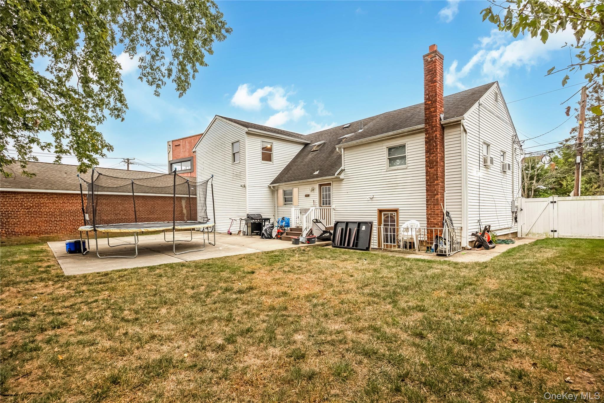 204 Bayside Avenue – For Sale photo 5