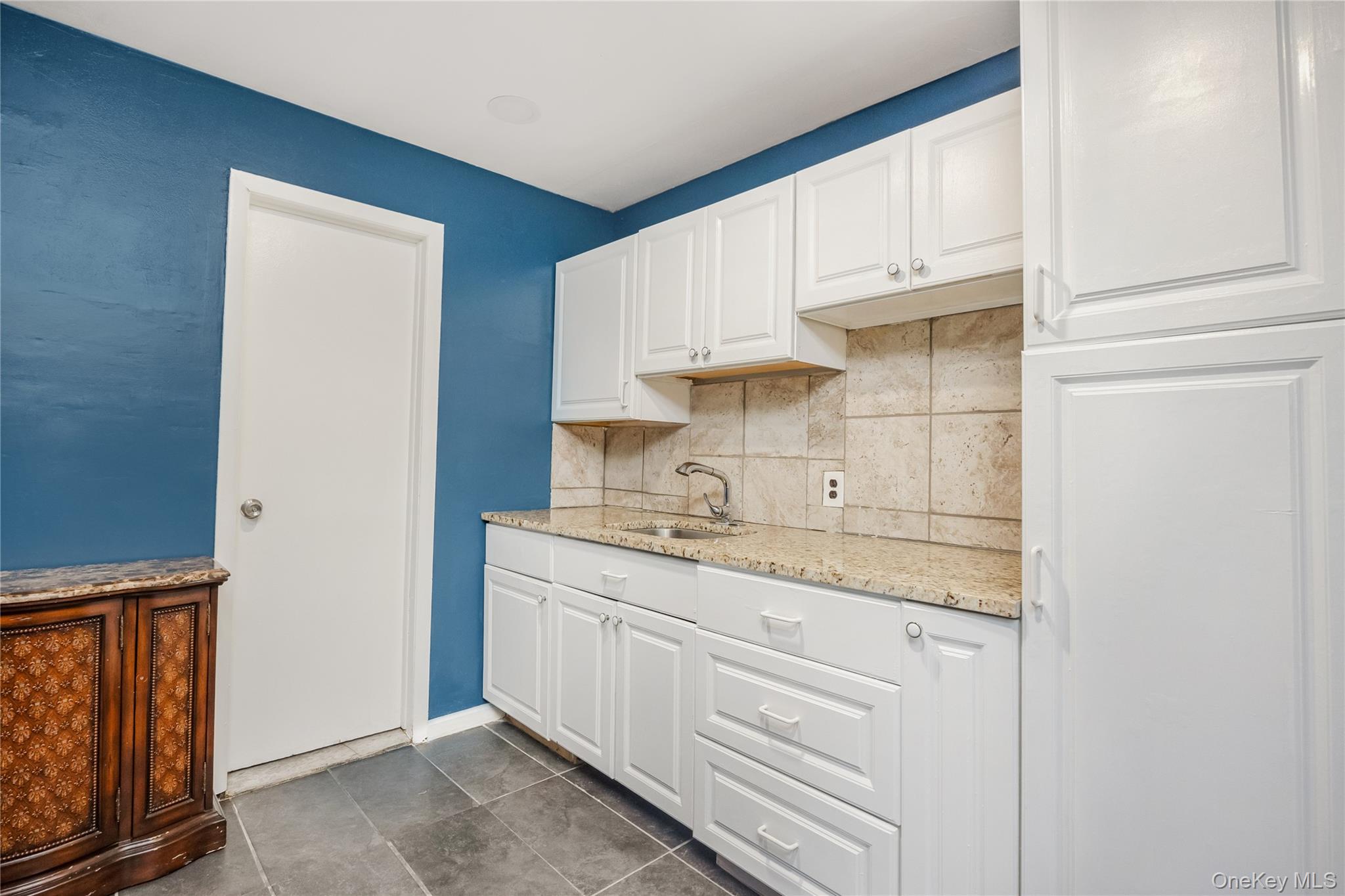 204 Bayside Avenue – For Sale photo 7