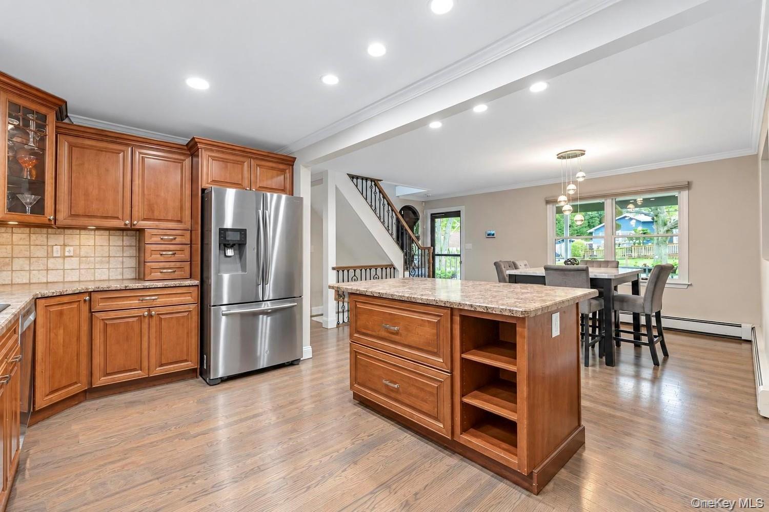 15 Hillcrest Avenue – For Sale photo 2