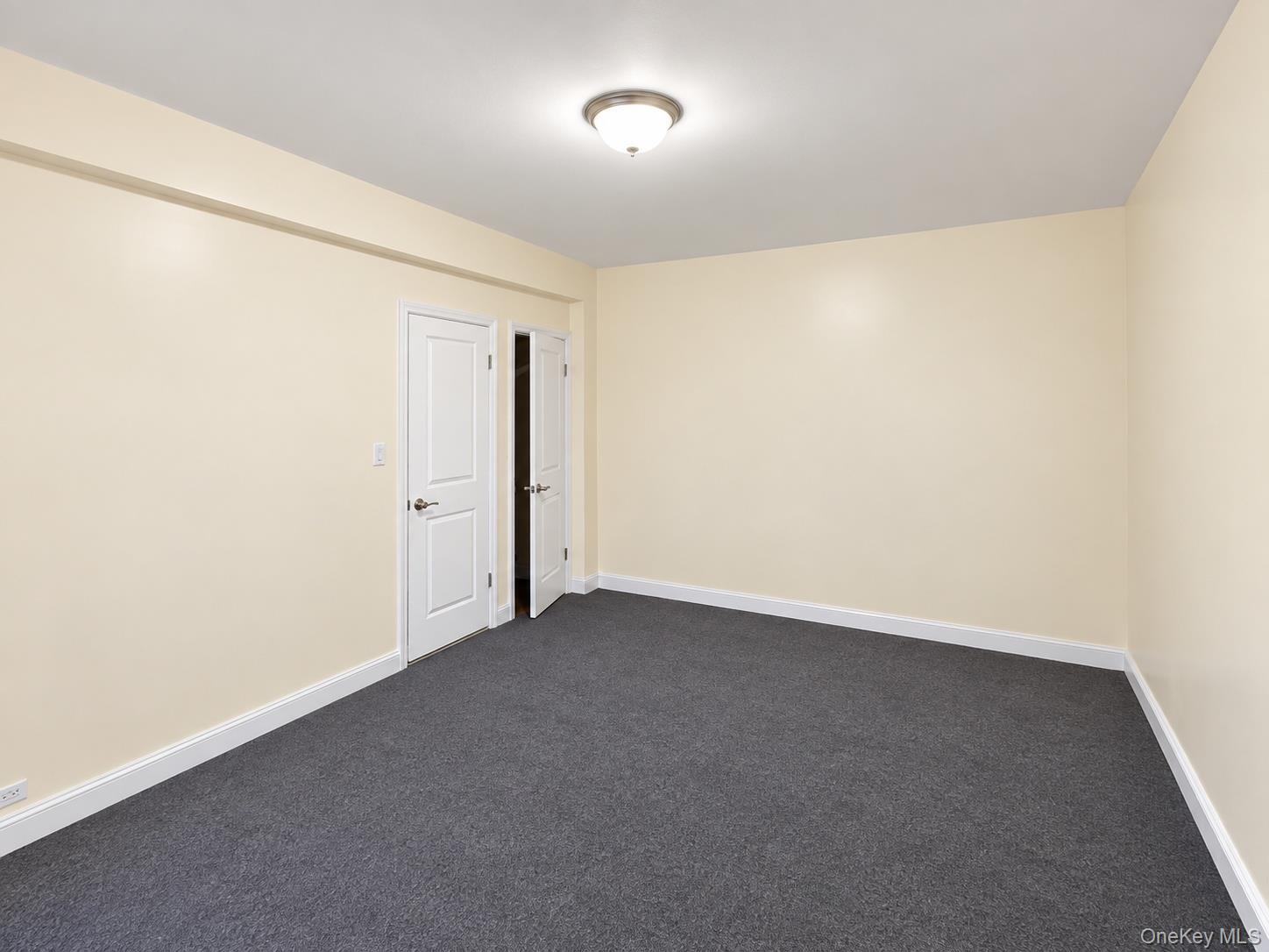 9205 Whitney Avenue, Unit A27 photo 17