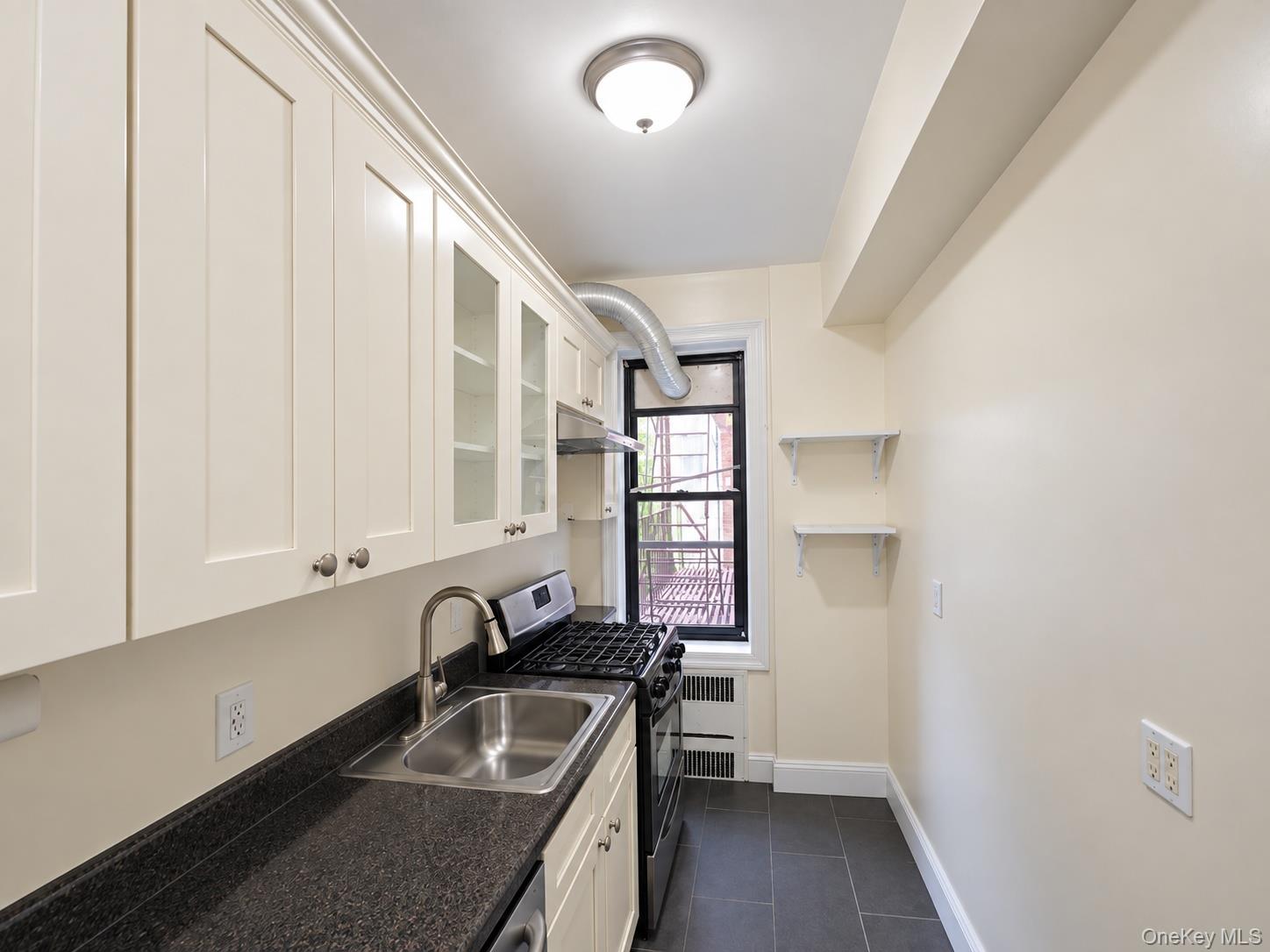 9205 Whitney Avenue, Unit A27 photo 12