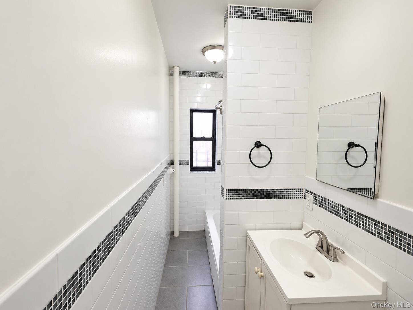 9205 Whitney Avenue, Unit A27 photo 15